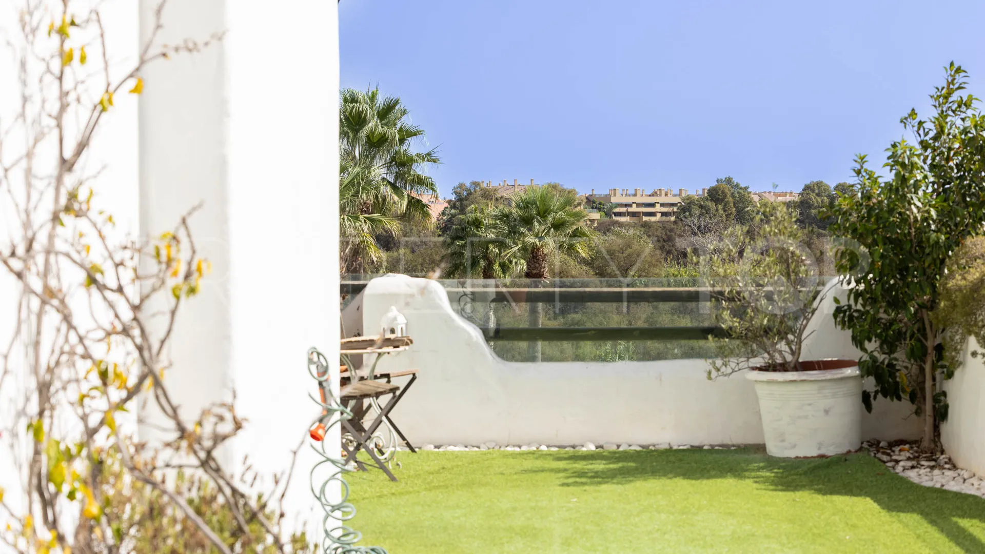 Se vende apartamento de 3 dormitorios en El Polo de Sotogrande