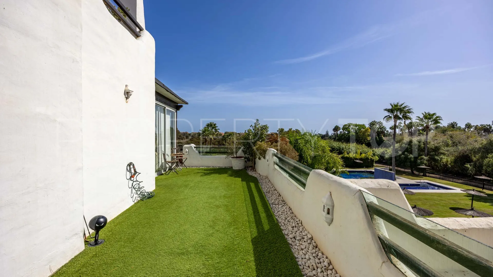 Se vende apartamento de 3 dormitorios en El Polo de Sotogrande