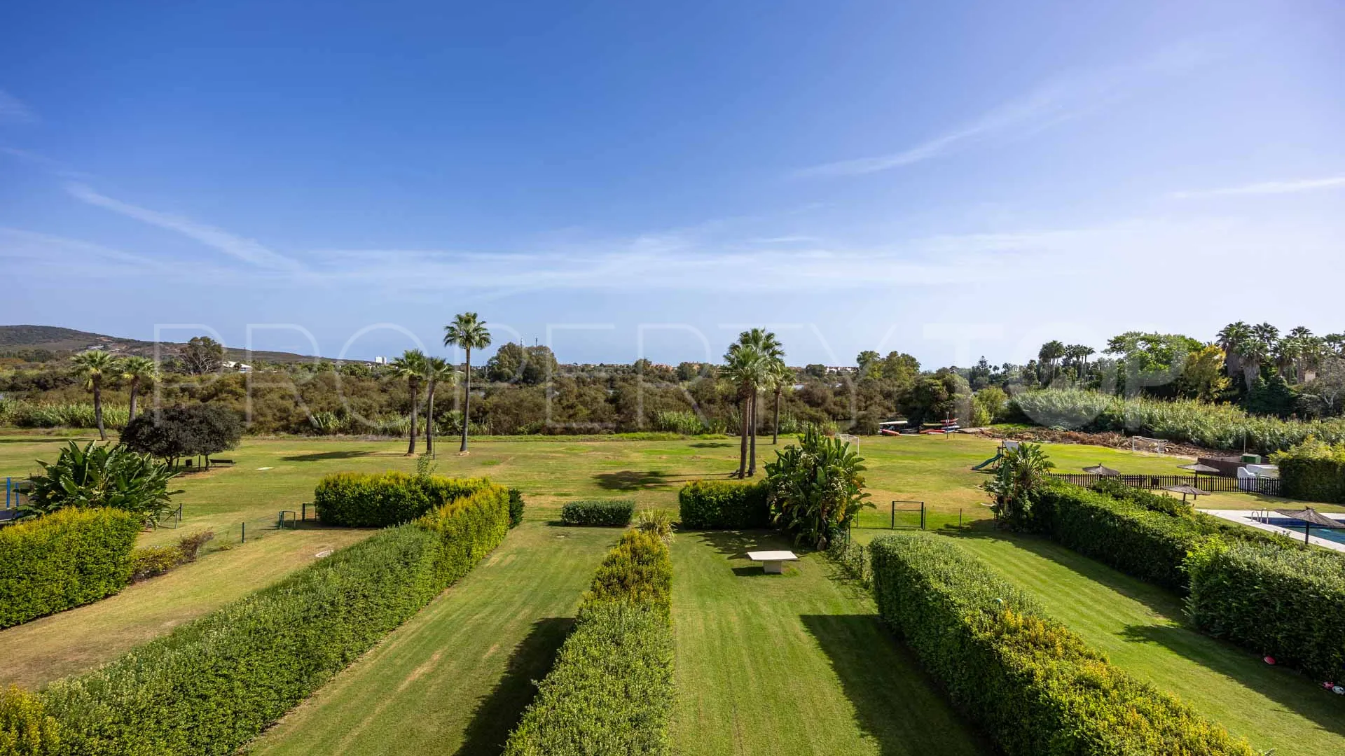 Se vende apartamento de 3 dormitorios en El Polo de Sotogrande