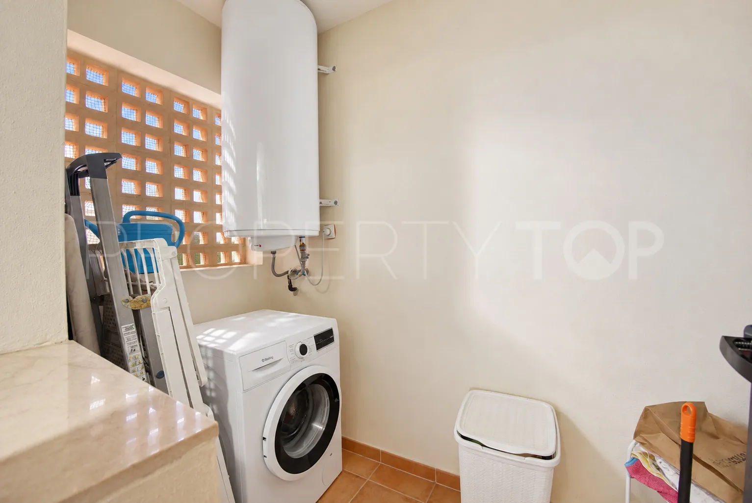 Bahia de las Rocas, apartamento en venta de 2 dormitorios