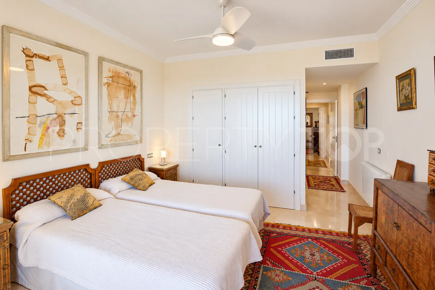Bahia de las Rocas, apartamento en venta de 2 dormitorios