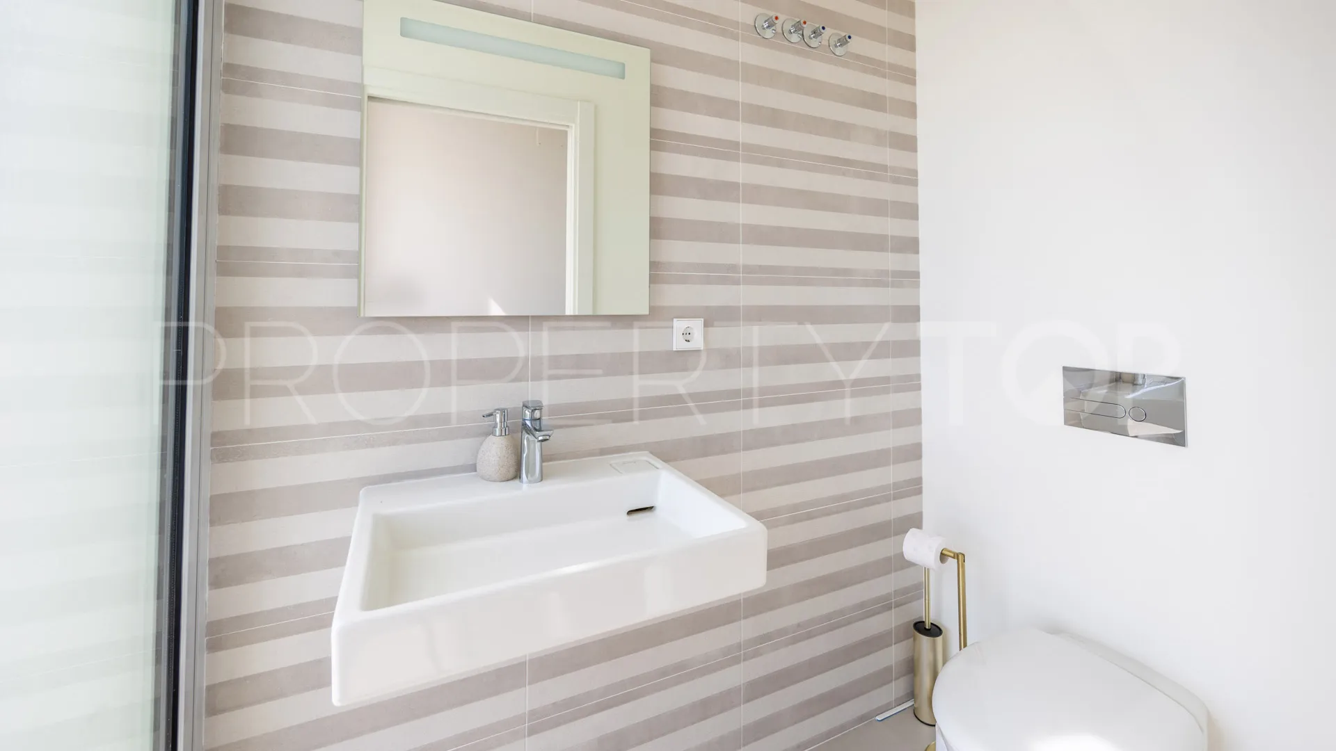 La Finca, adosado en venta