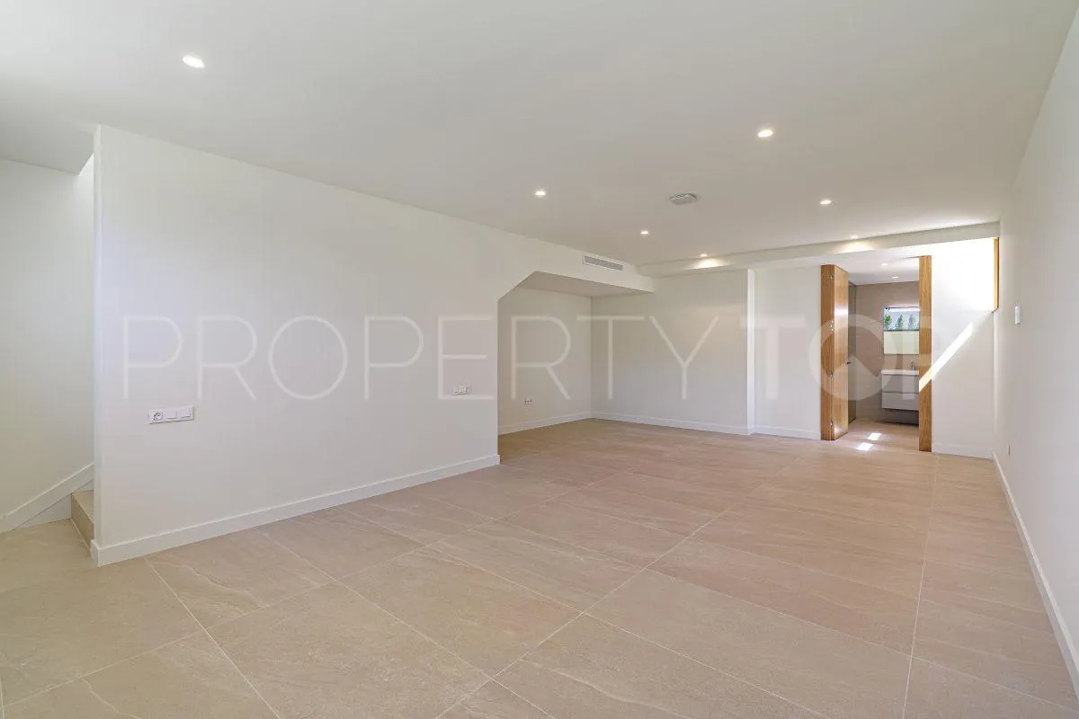 Villa en venta en Zona F