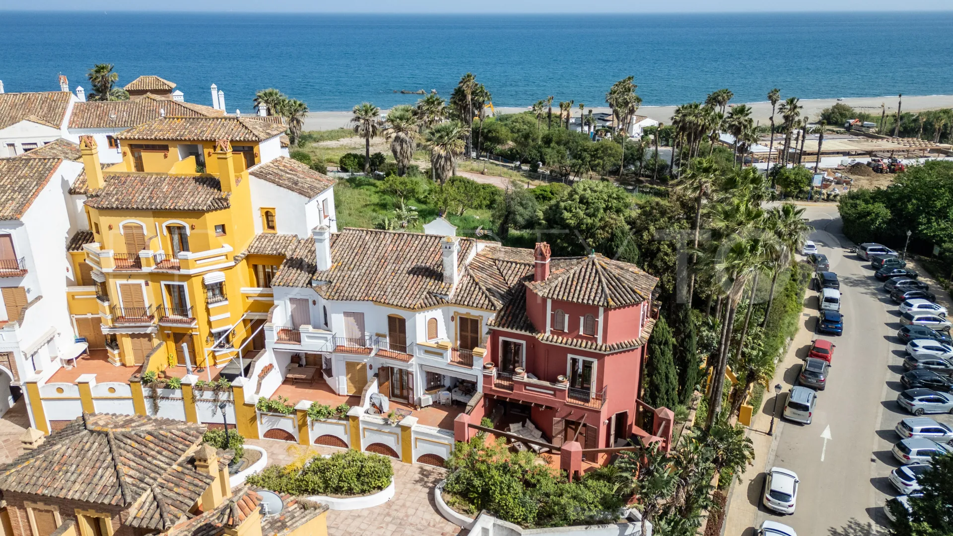Semi detached house with 3 bedrooms for sale in Alcaidesa Costa