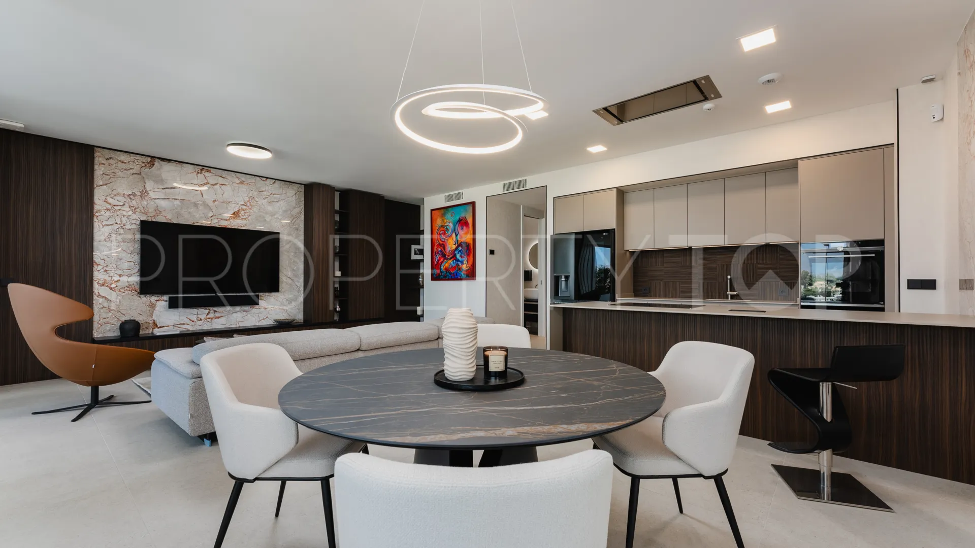 For sale Cabopino ground floor apartment with 3 bedrooms