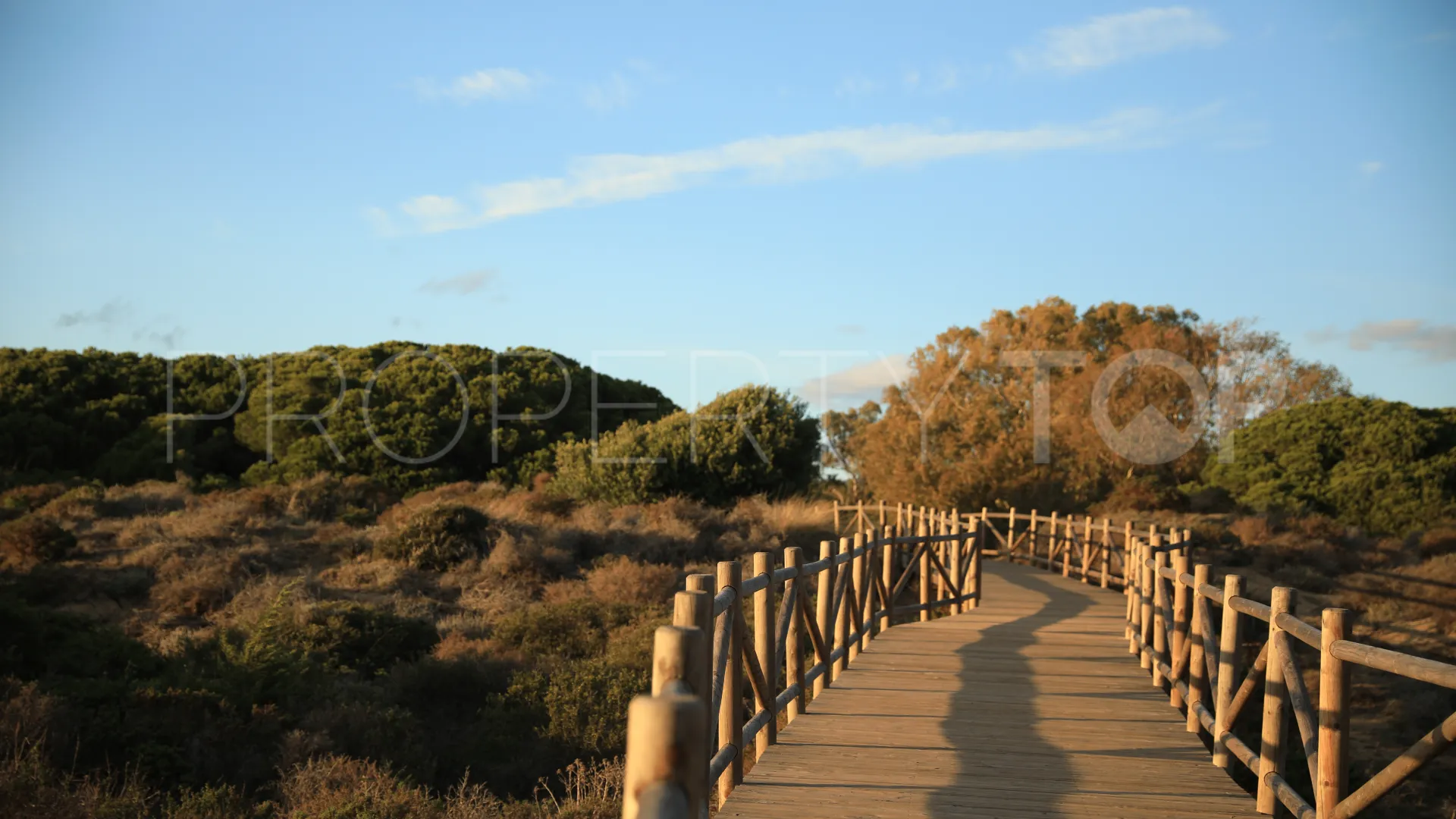 For sale Cabopino ground floor apartment with 3 bedrooms