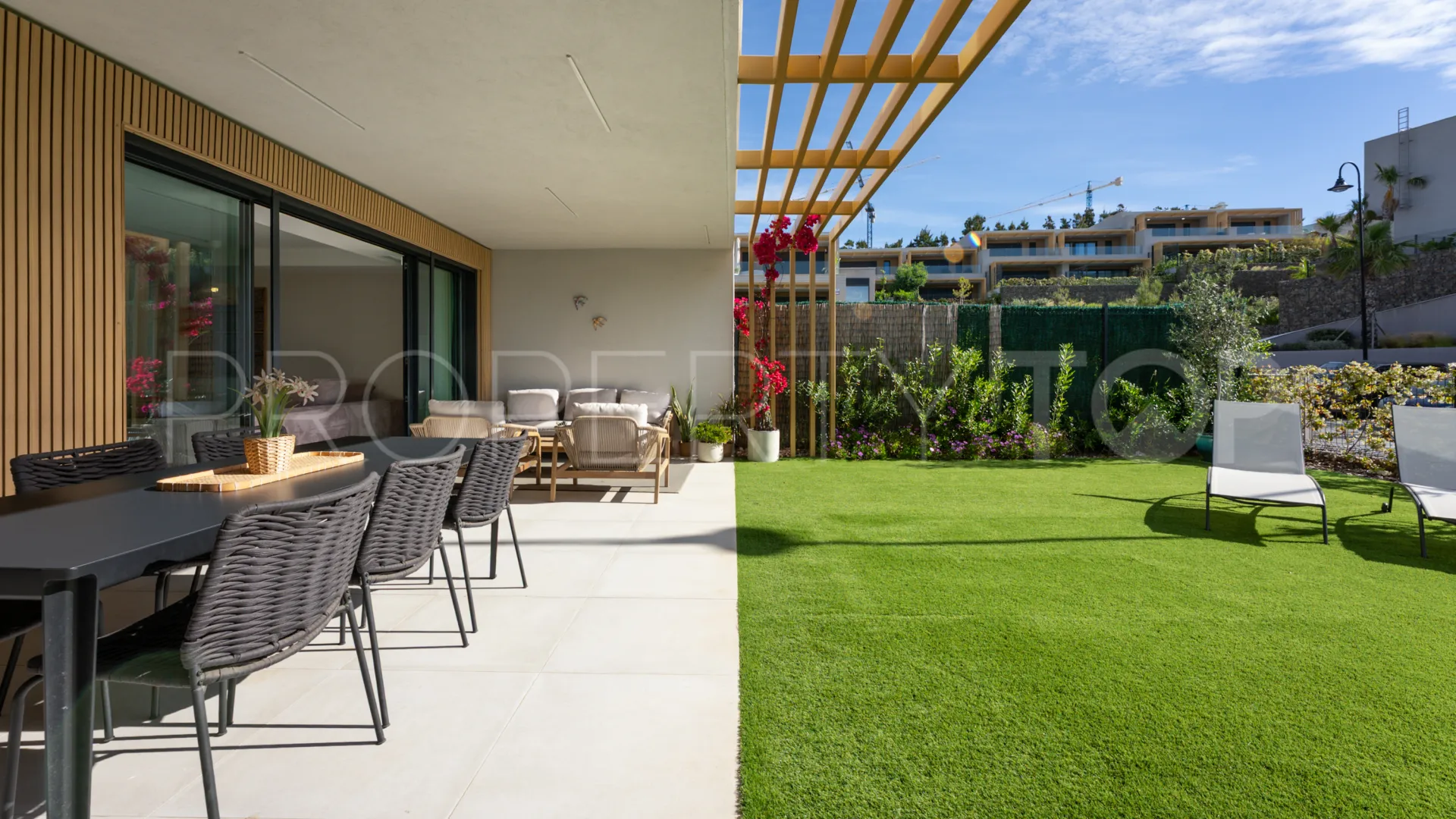3 bedrooms town house for sale in El Chaparral