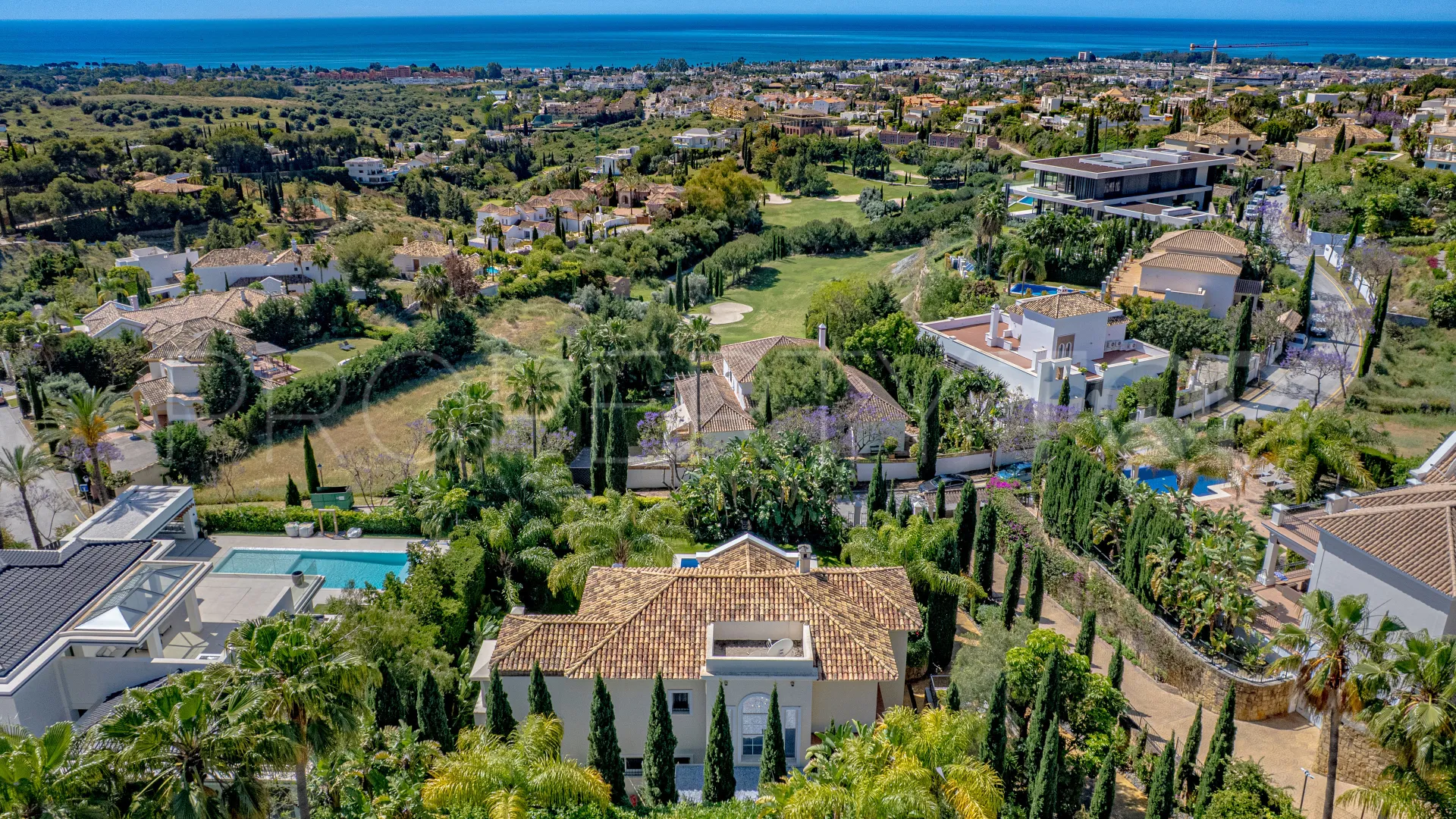 Buy villa in Los Flamingos with 6 bedrooms