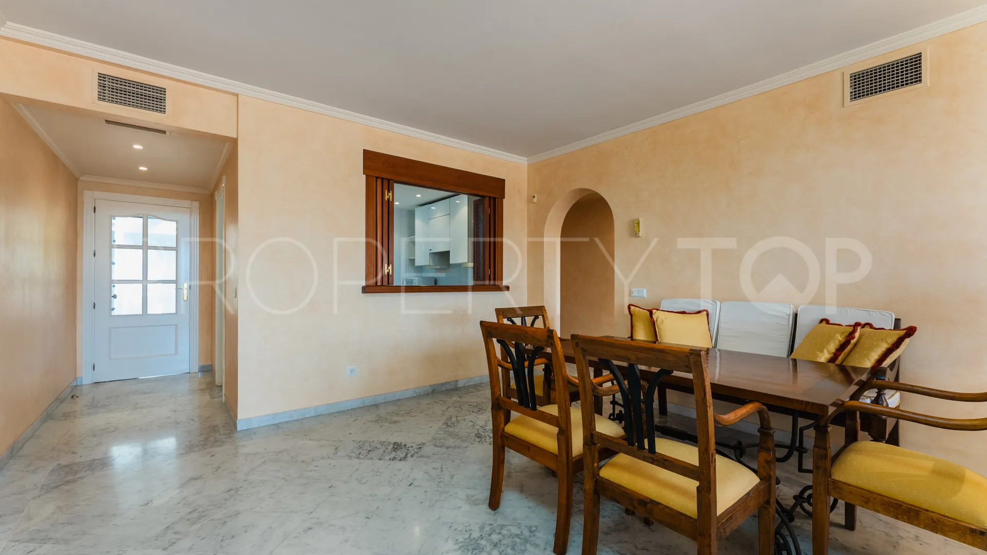 For sale 4 bedrooms duplex penthouse in Marina Puente Romano