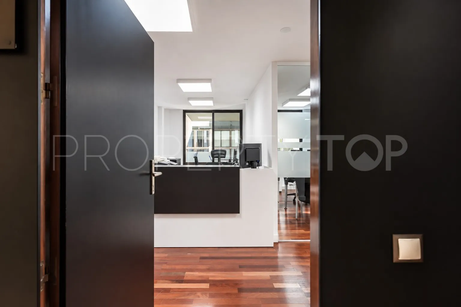 Oficina a la venta en Marbella Centro