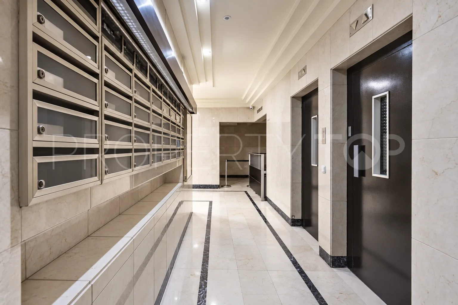 Oficina a la venta en Marbella Centro