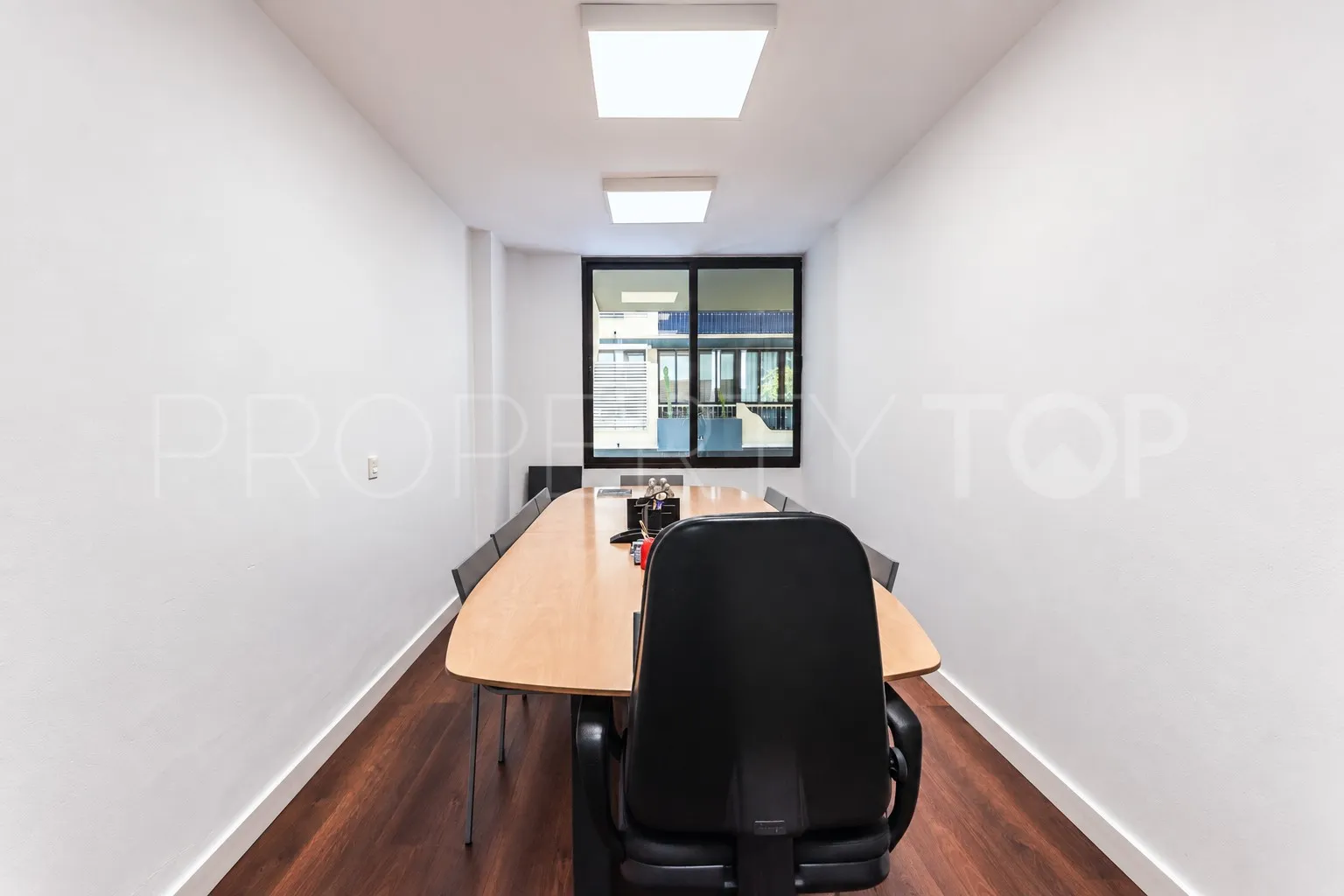 Oficina a la venta en Marbella Centro