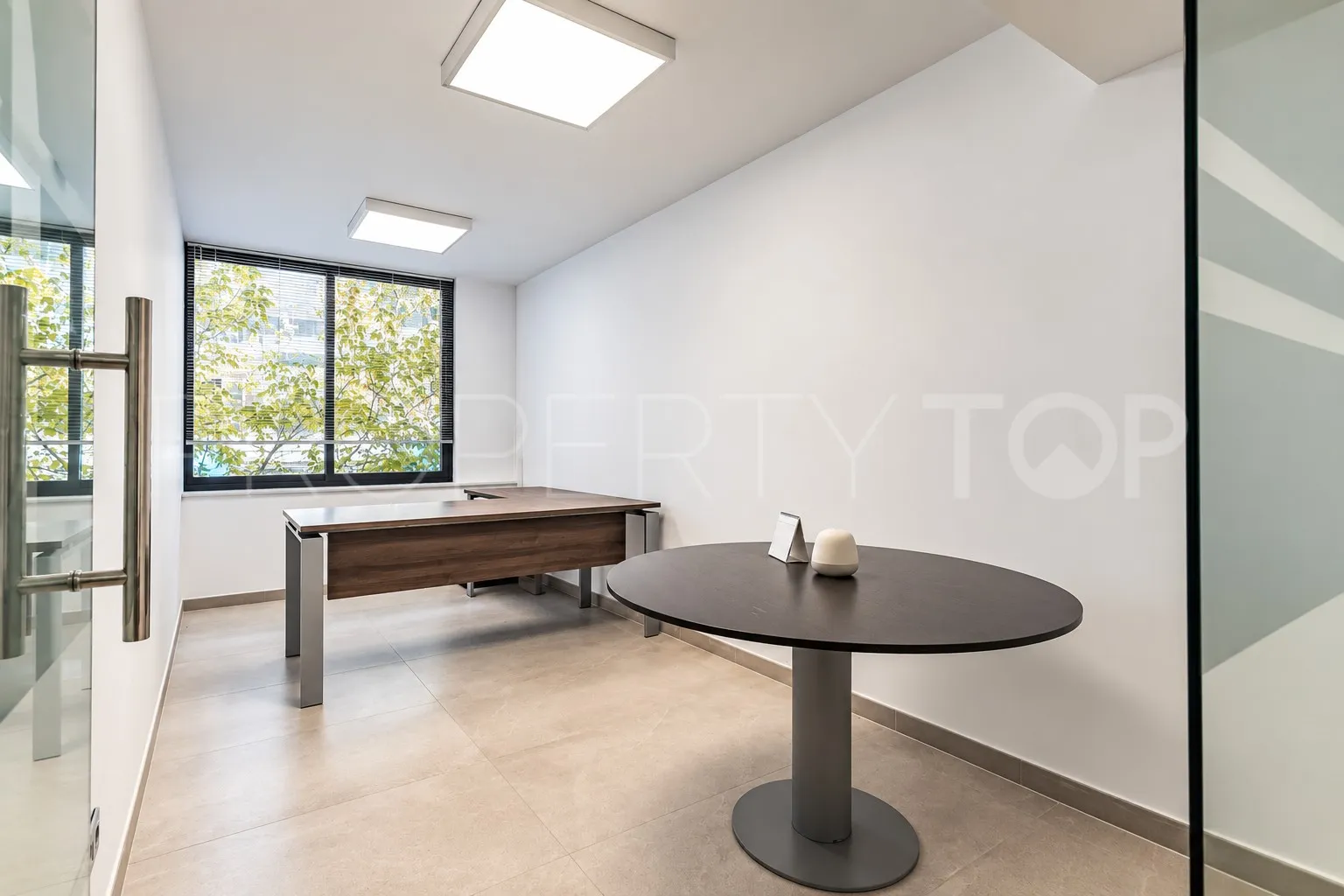 Marbella Centro office for sale