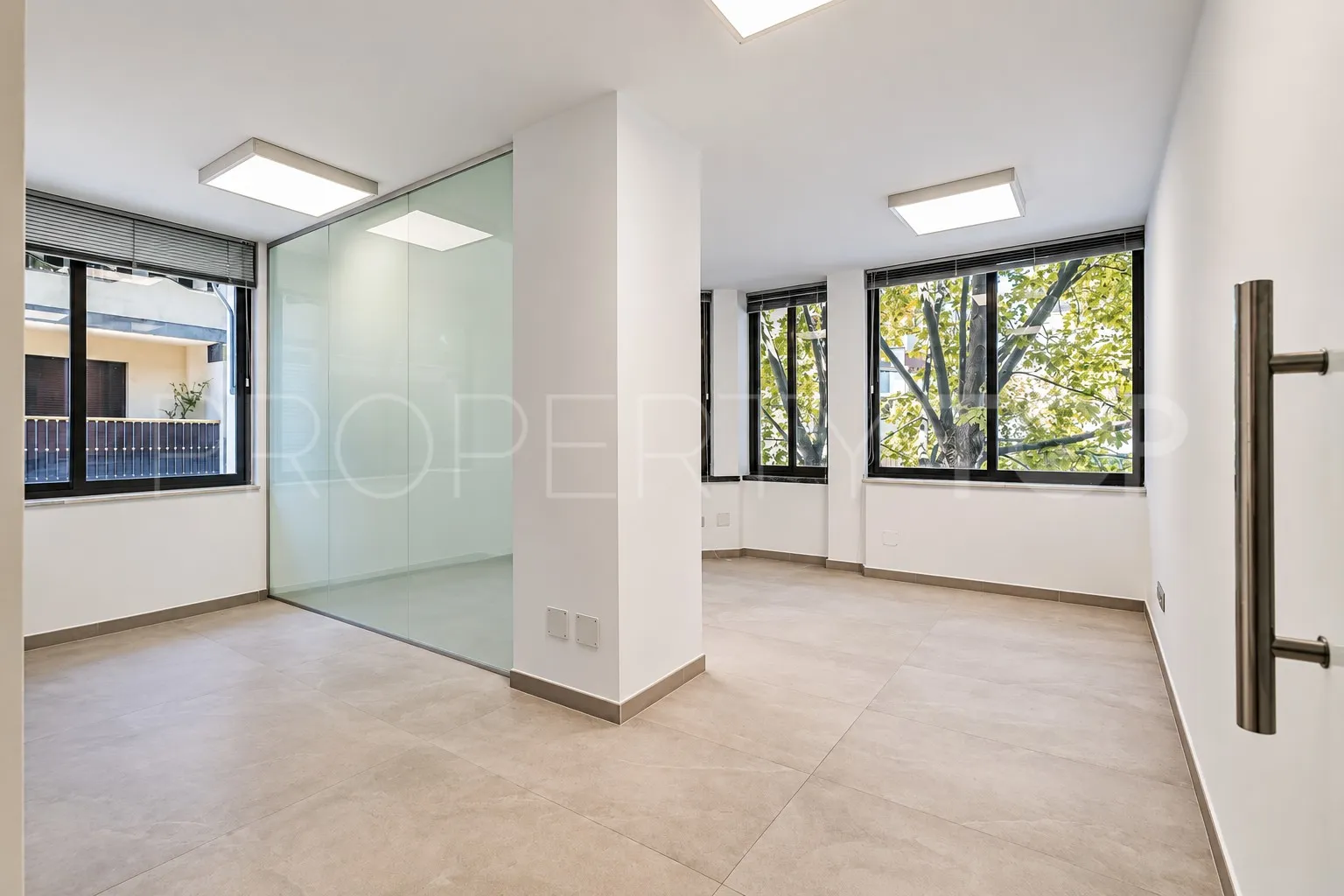 Marbella Centro office for sale