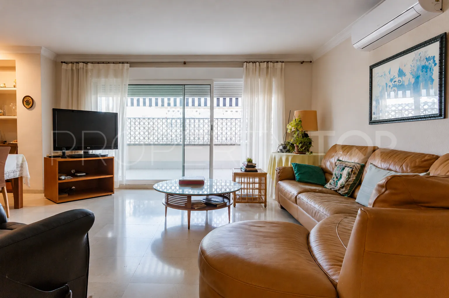 Apartamento en venta con 4 dormitorios en Playa Bajadilla - Puertos