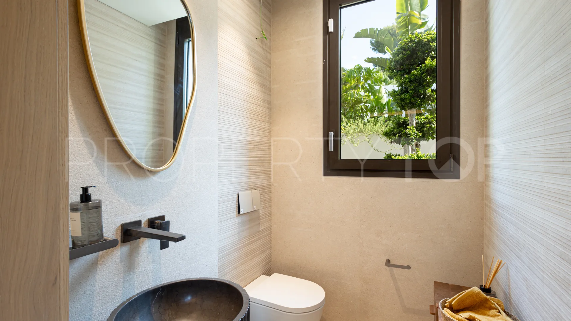 Villa with 5 bedrooms for sale in Los Monteros