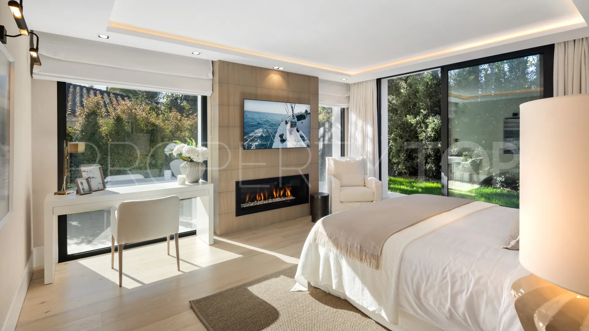 For sale Las Brisas villa