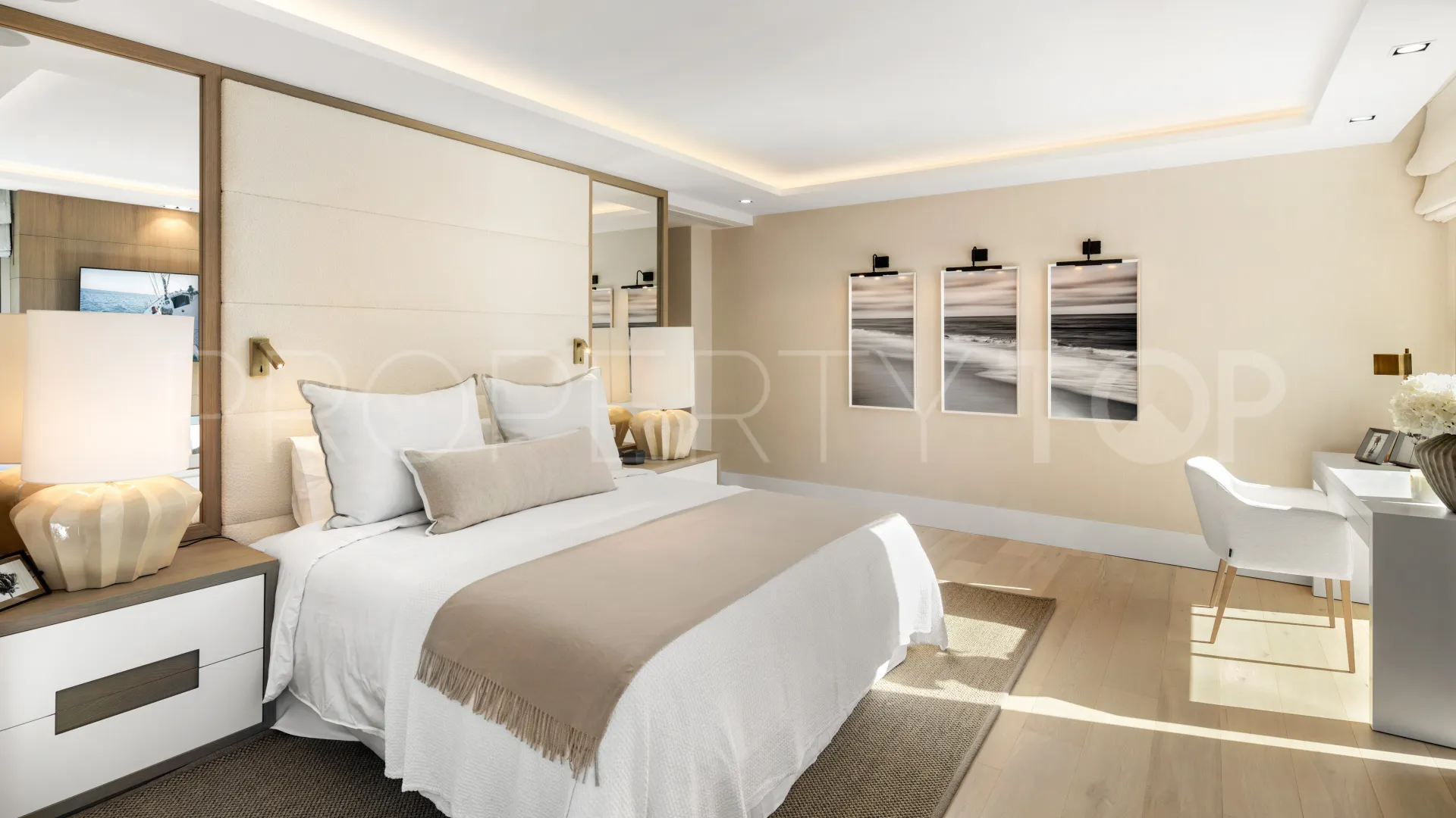 For sale Las Brisas villa