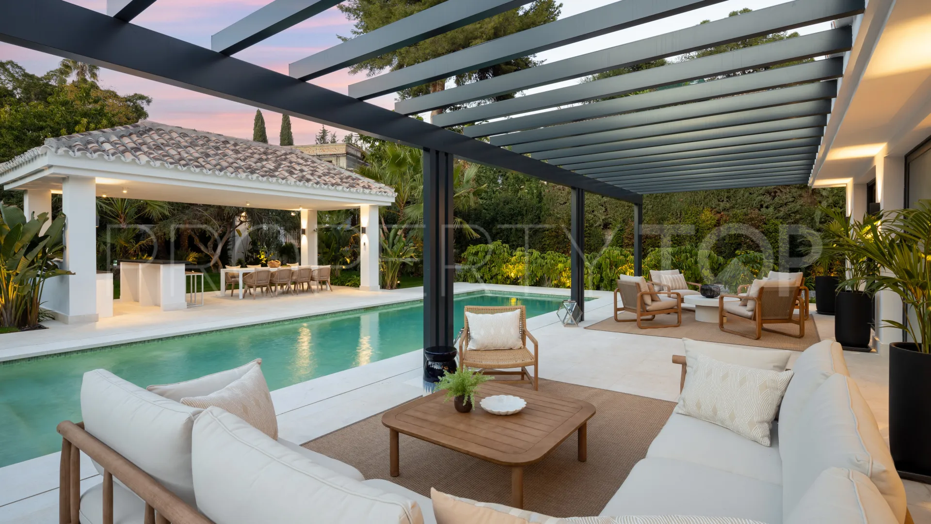 For sale Las Brisas villa