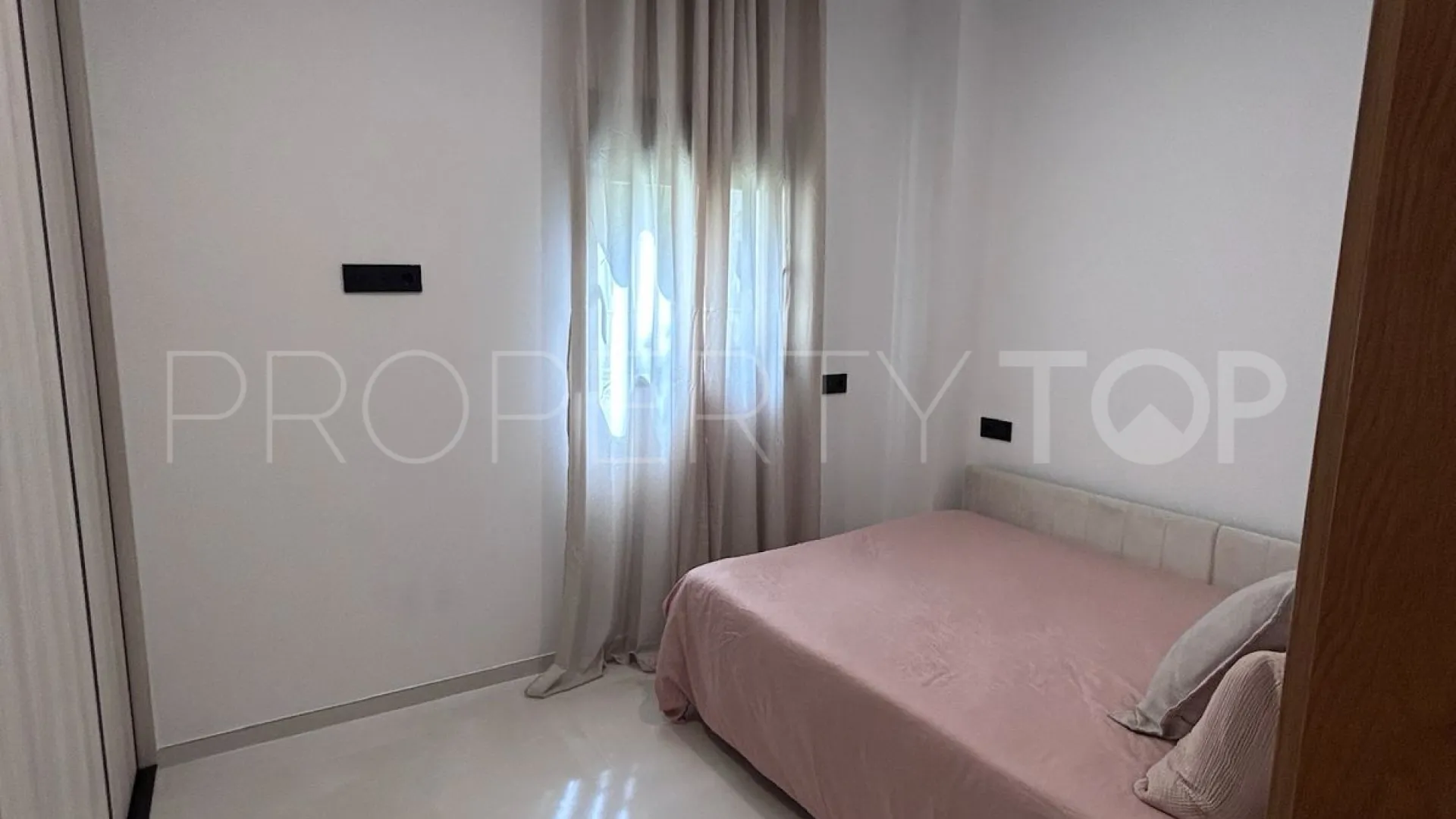 Andalucia del Mar, apartamento planta baja con 2 dormitorios a la venta