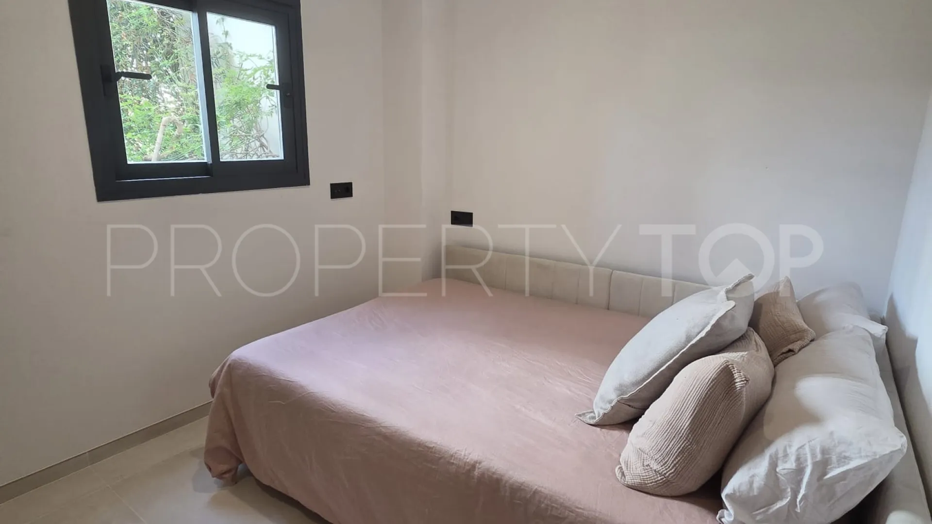 Andalucia del Mar, apartamento planta baja con 2 dormitorios a la venta