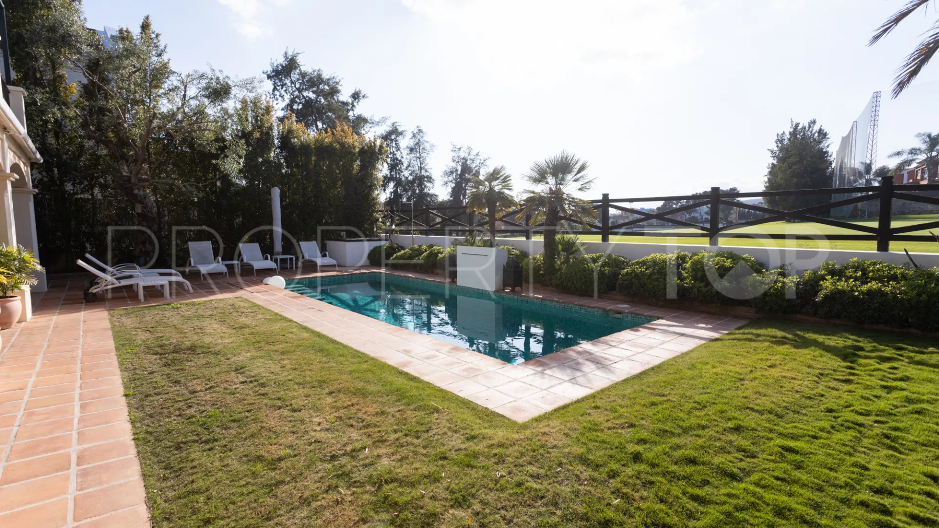 5 bedrooms Guadalmina Alta villa for sale
