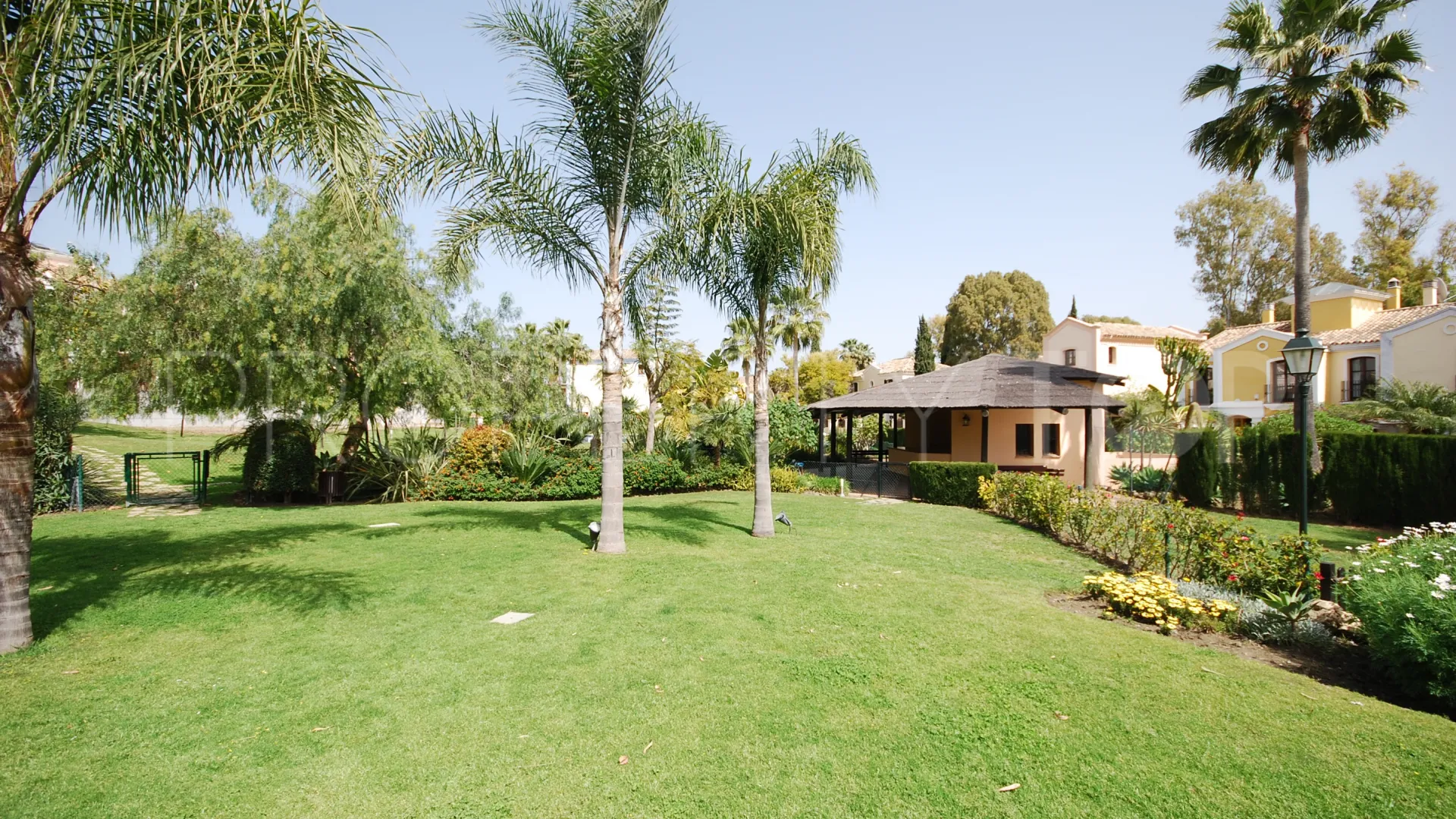 5 bedrooms Guadalmina Alta villa for sale