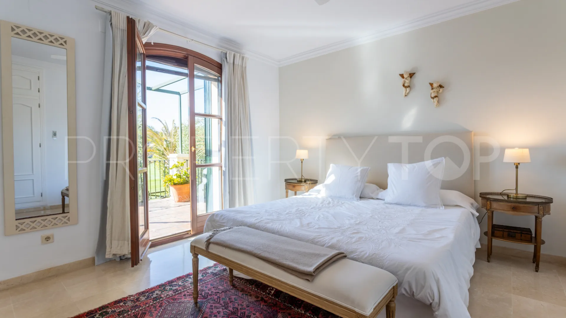 5 bedrooms Guadalmina Alta villa for sale