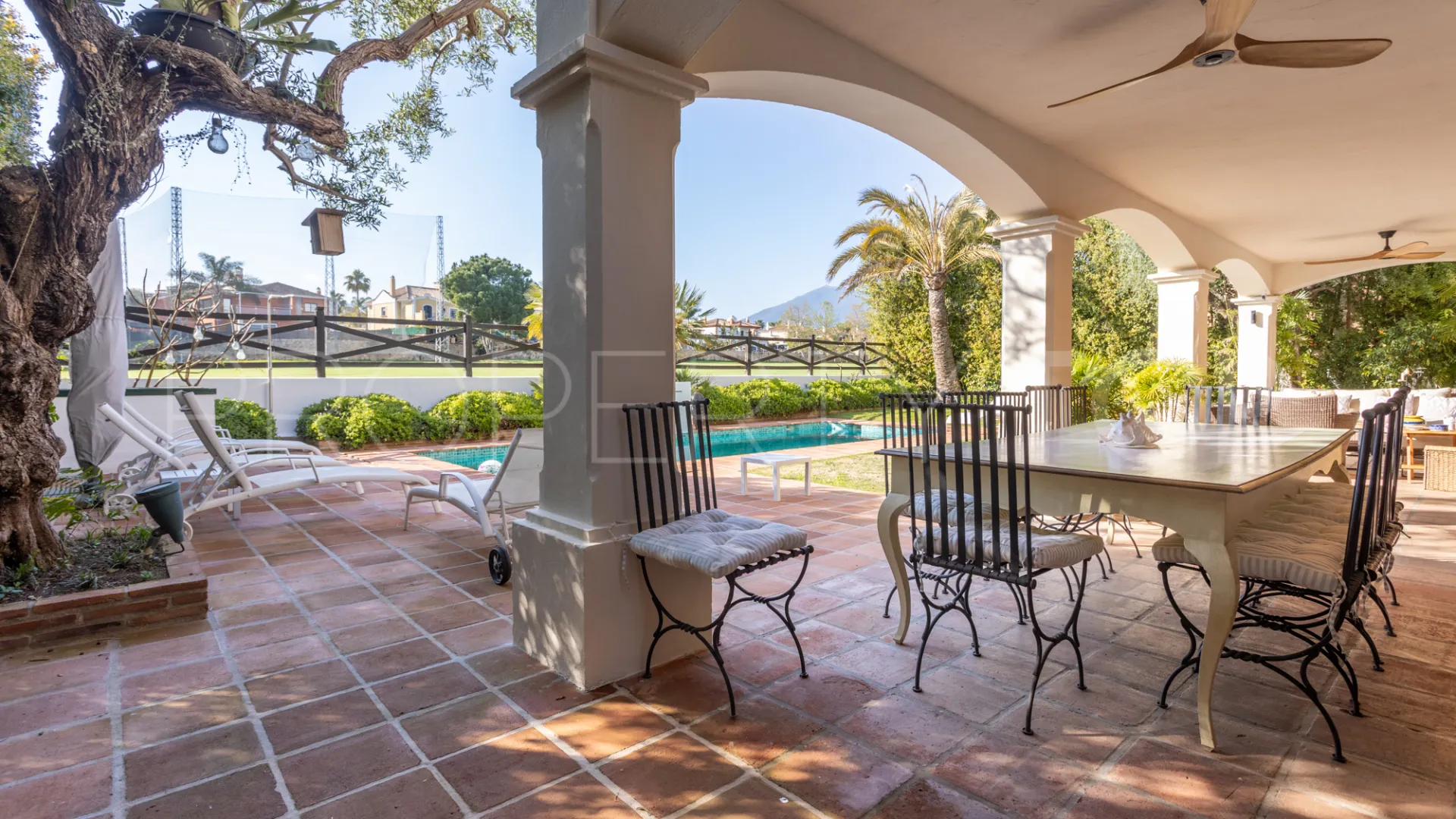 5 bedrooms Guadalmina Alta villa for sale