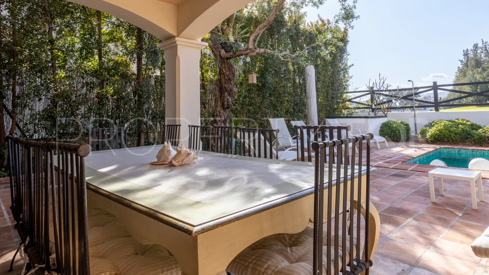 5 bedrooms Guadalmina Alta villa for sale