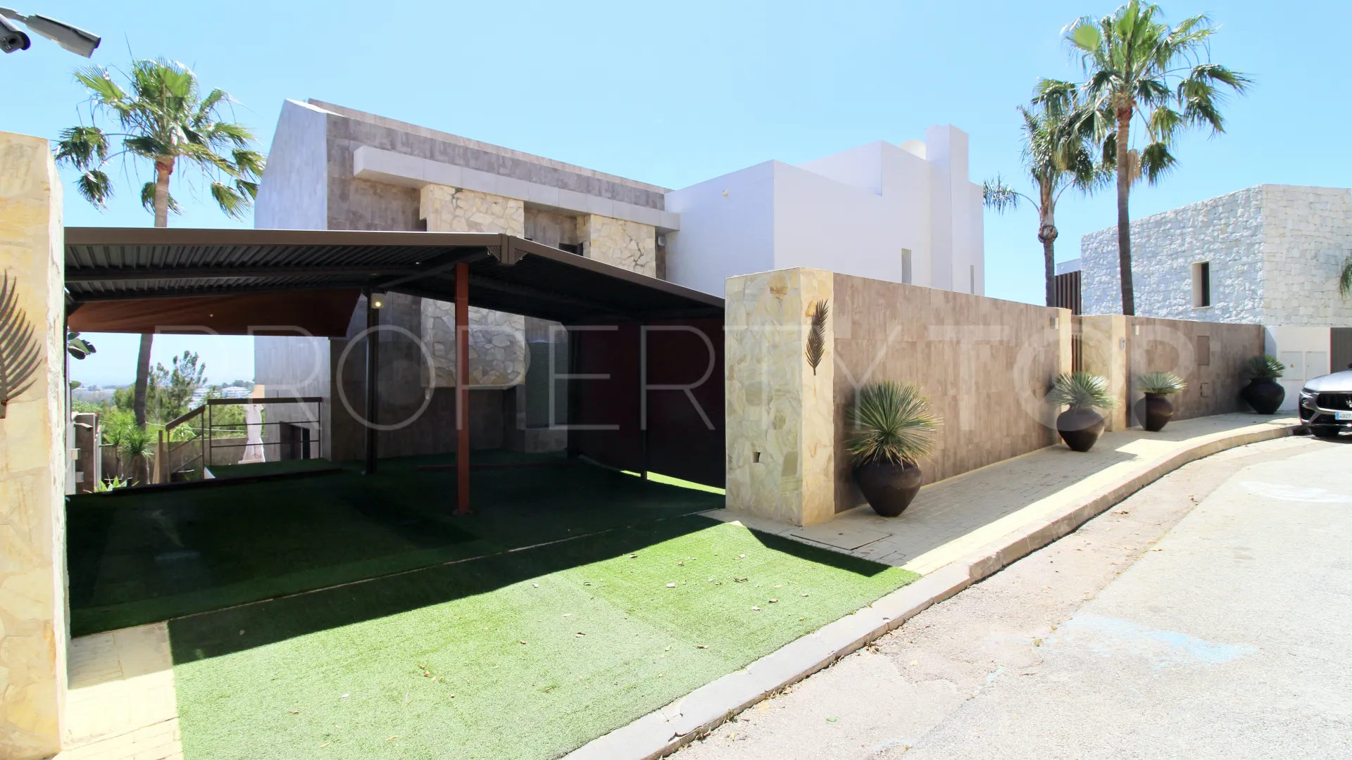 Villa de 4 dormitorios en venta en Nueva Atalaya
