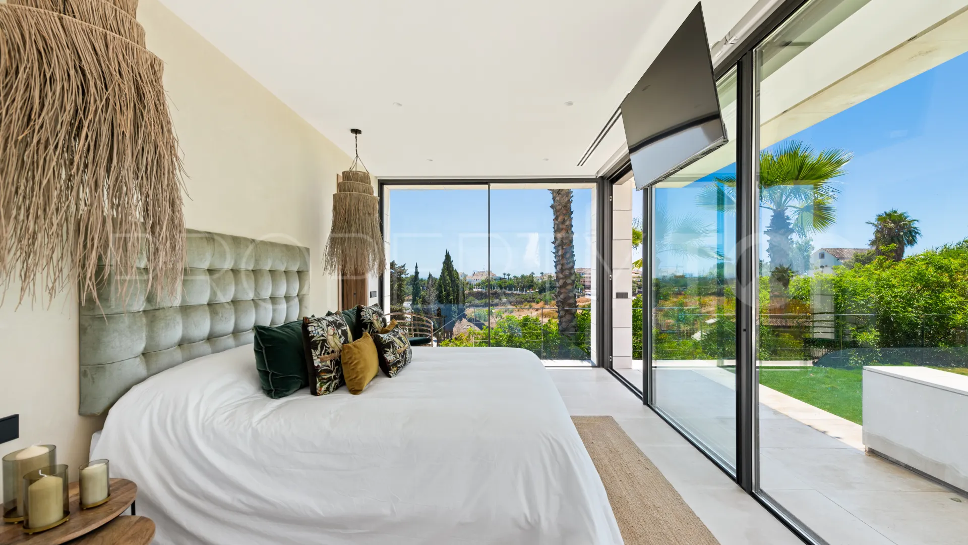 6 bedrooms Lomas del Virrey villa for sale