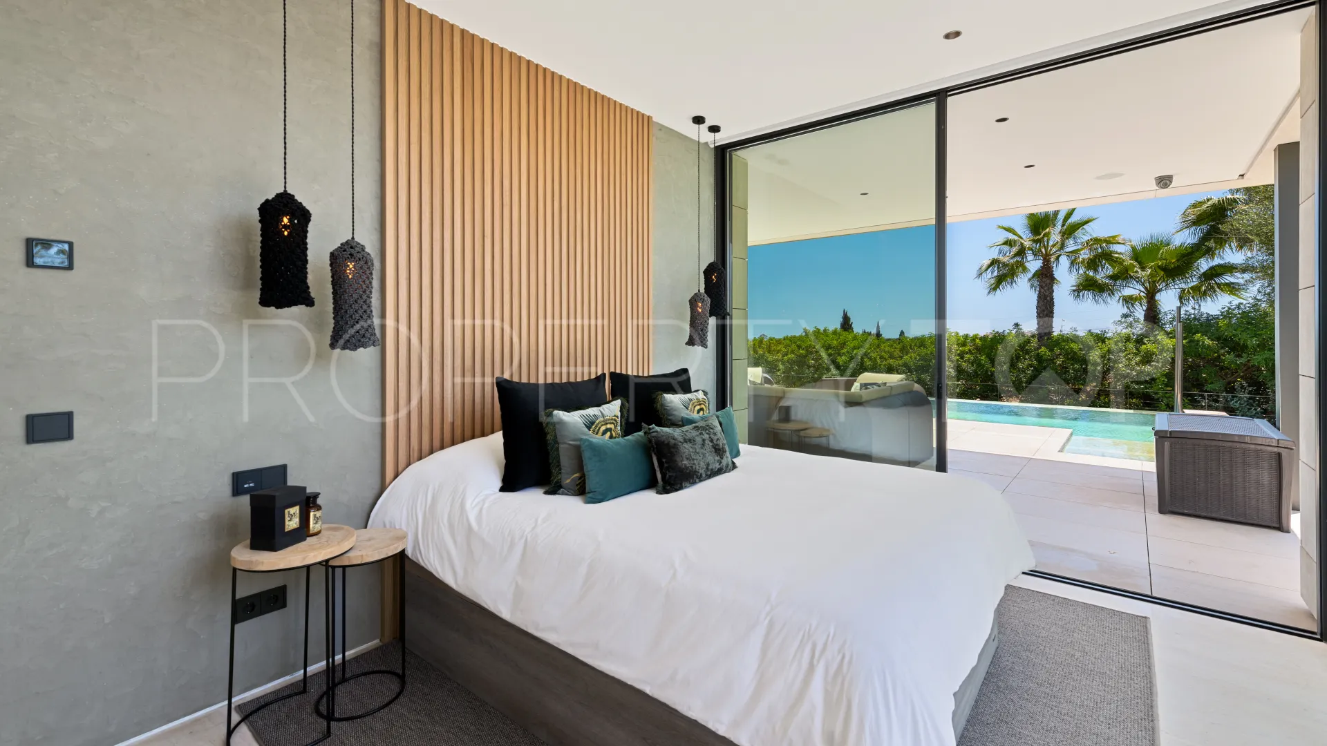 6 bedrooms Lomas del Virrey villa for sale