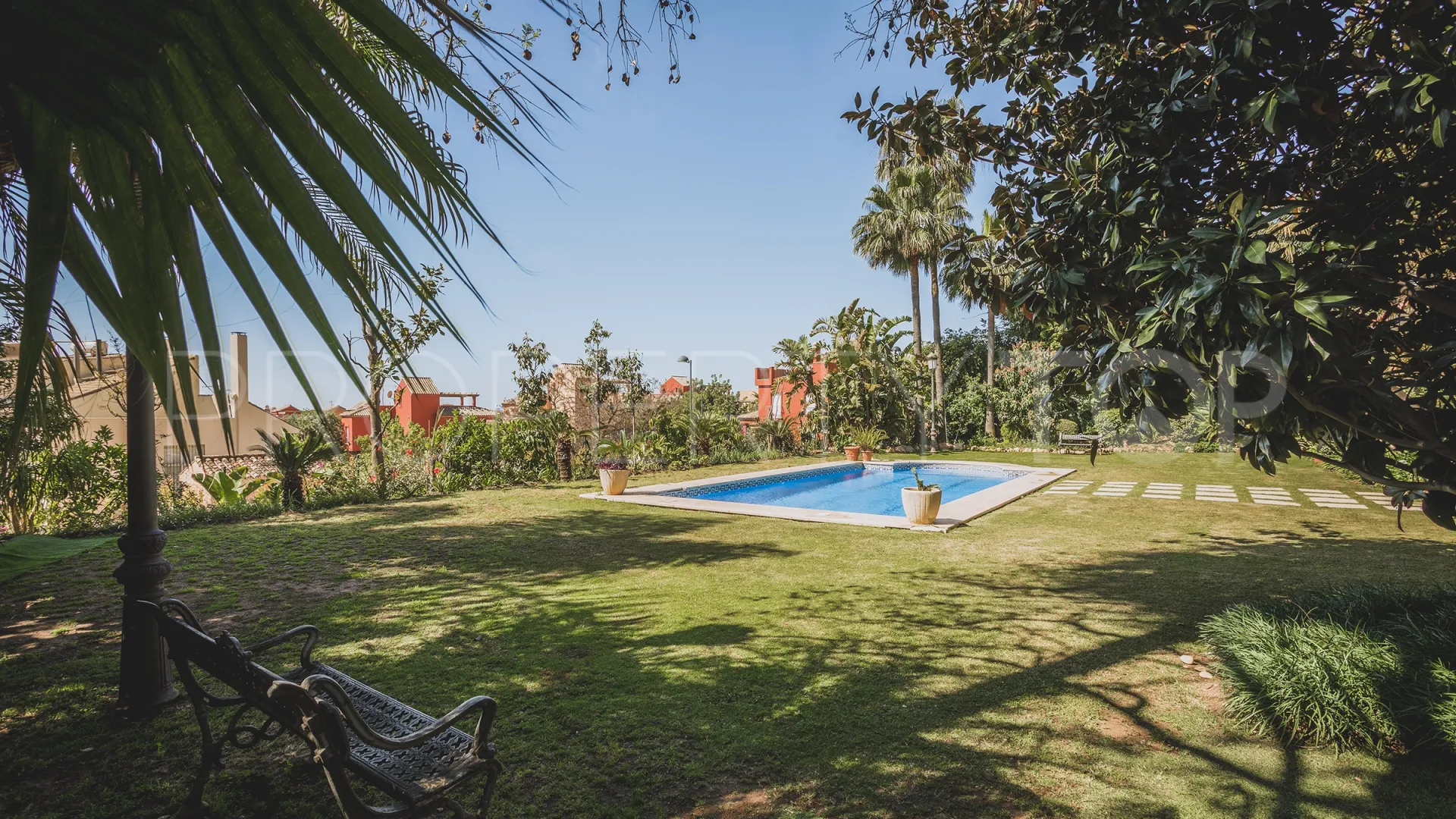 For sale 4 bedrooms villa in Xarblanca