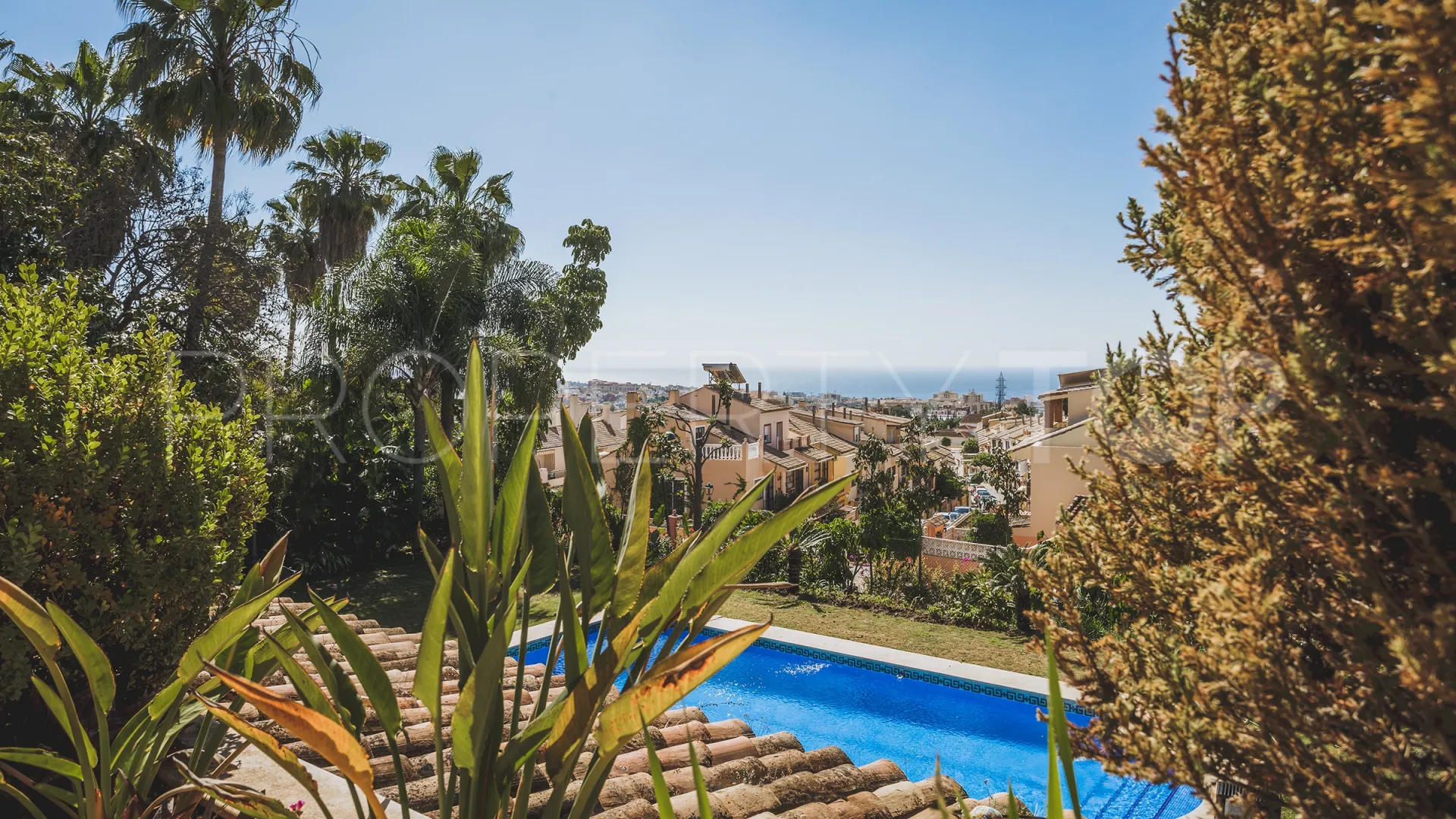For sale 4 bedrooms villa in Xarblanca