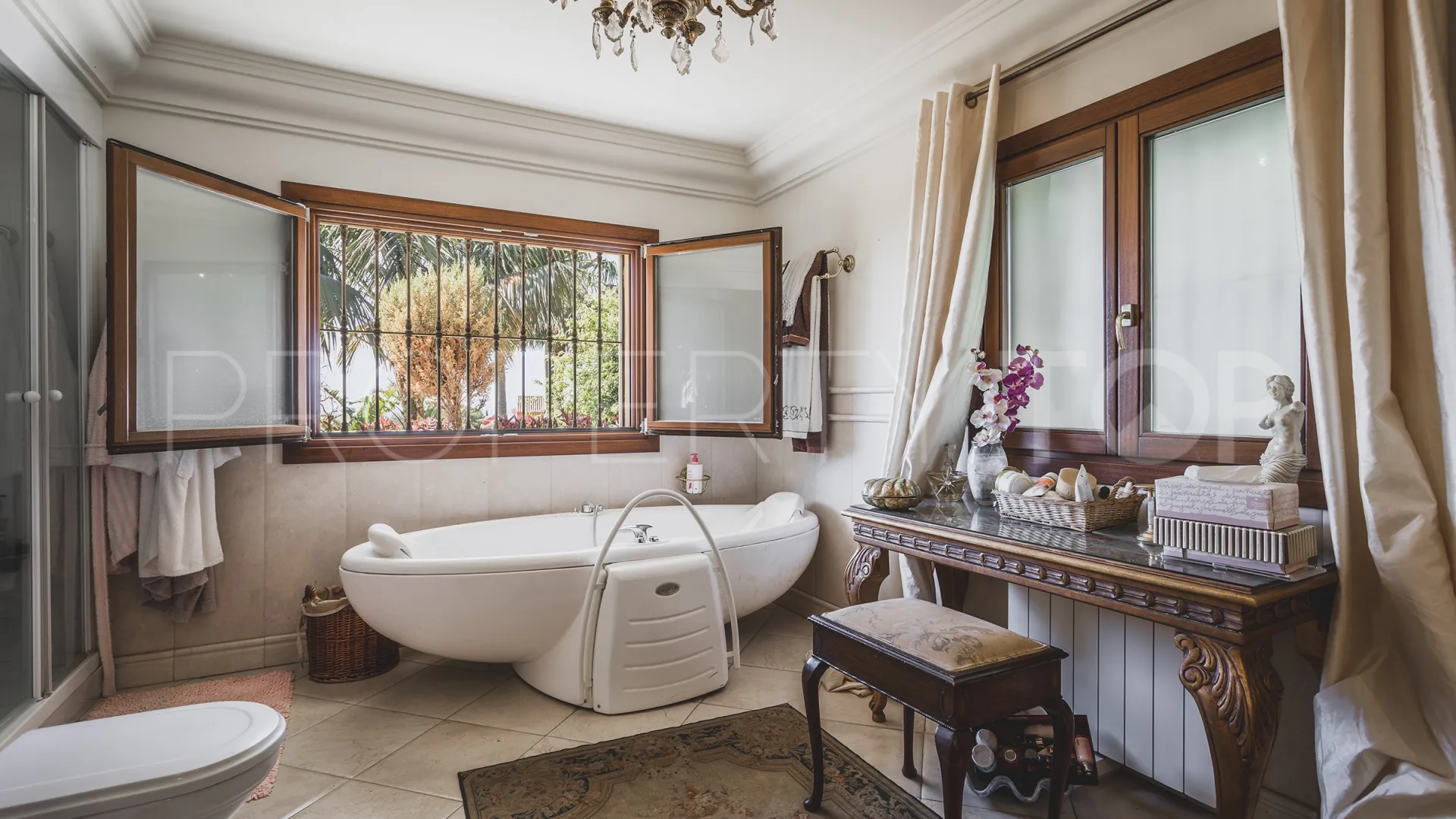 For sale 4 bedrooms villa in Xarblanca