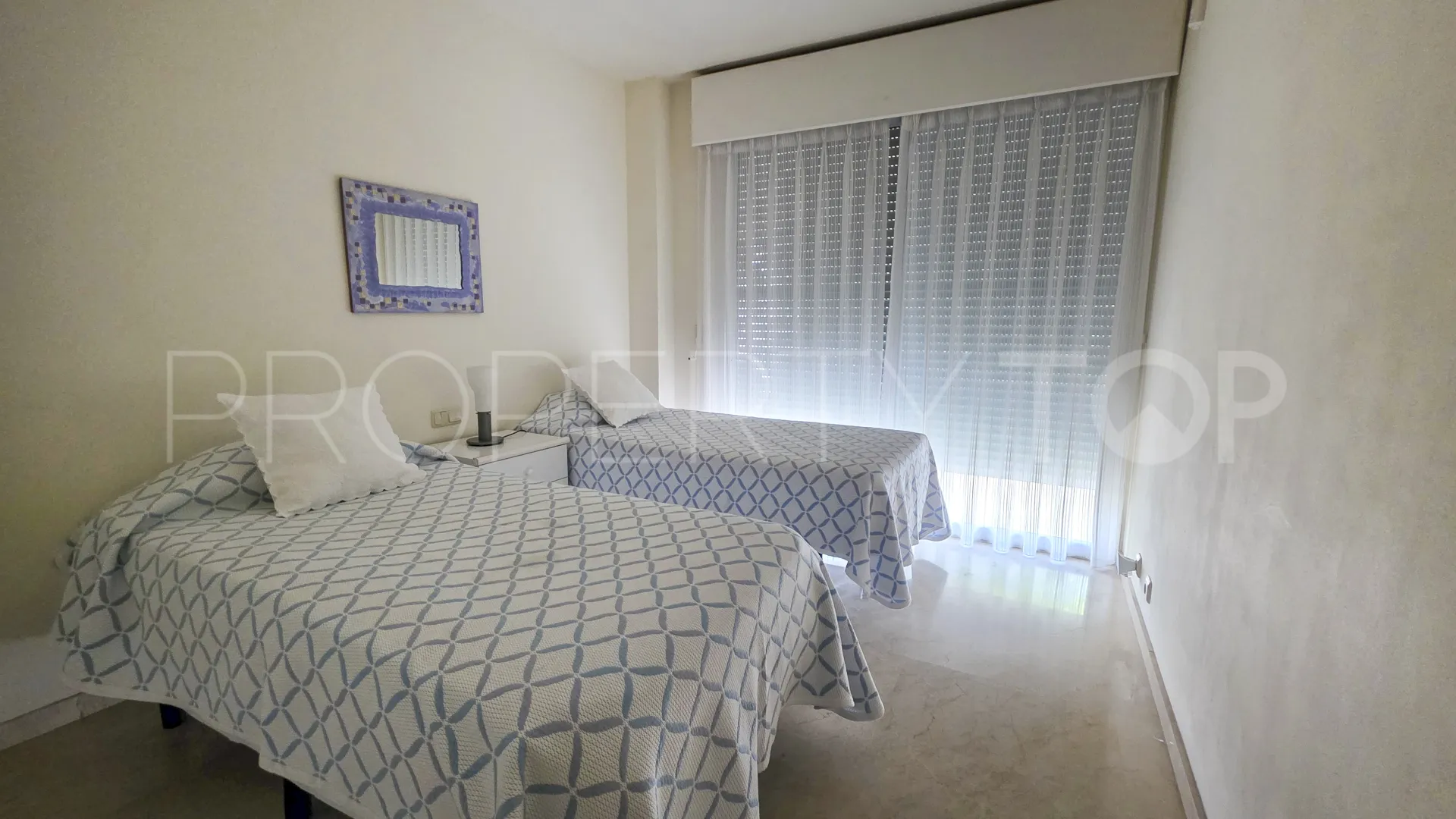 Se vende apartamento planta baja en Los Granados Playa de 3 dormitorios
