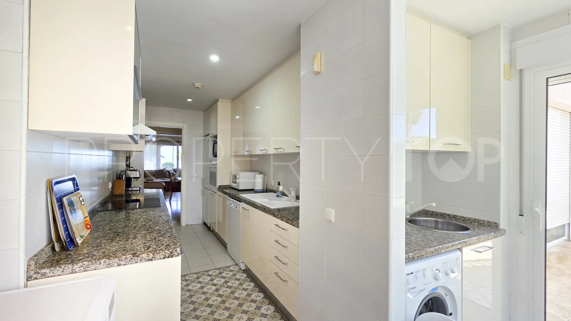 Se vende apartamento planta baja en Los Granados Playa de 3 dormitorios