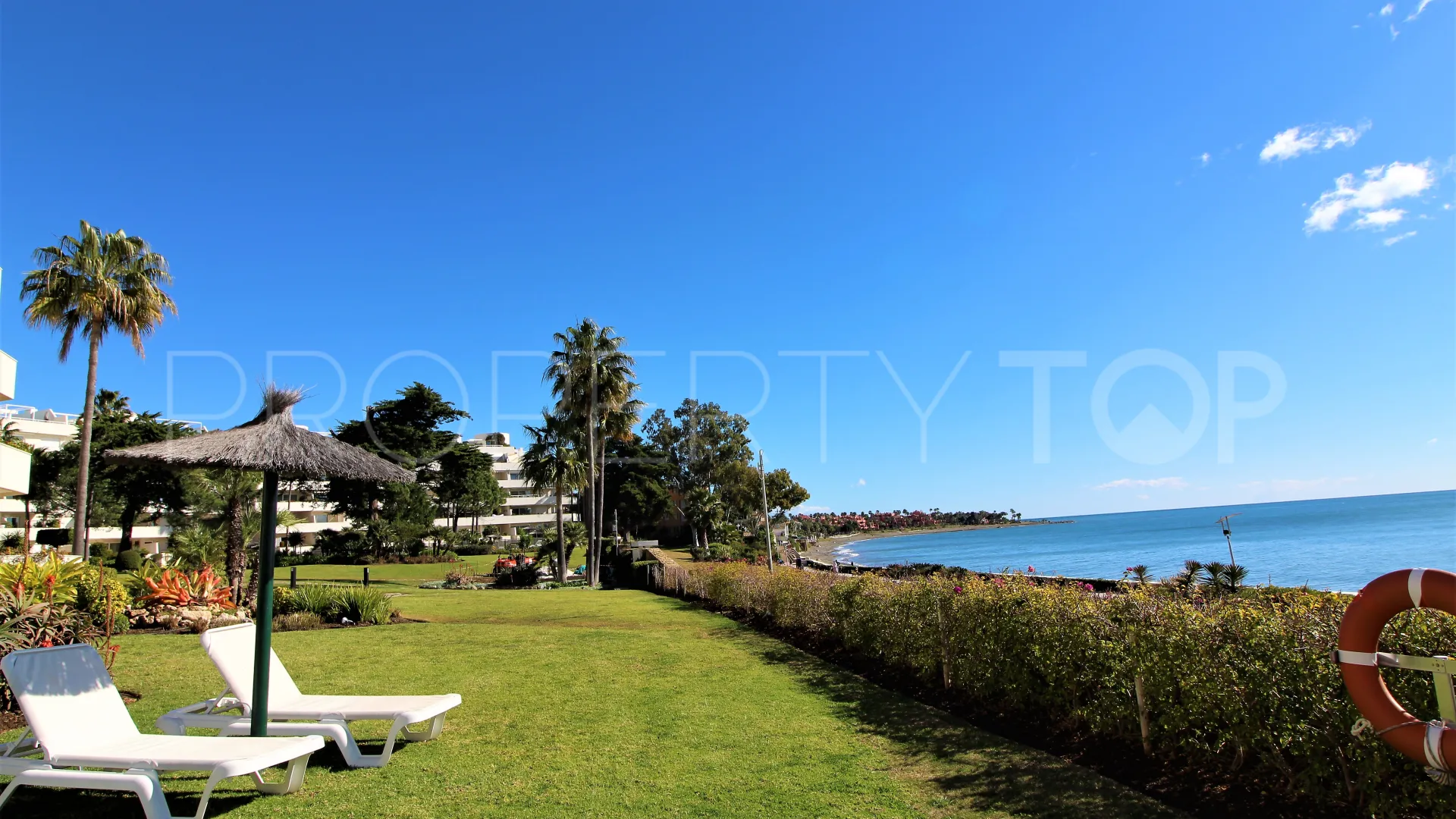 Se vende apartamento planta baja en Los Granados Playa de 3 dormitorios