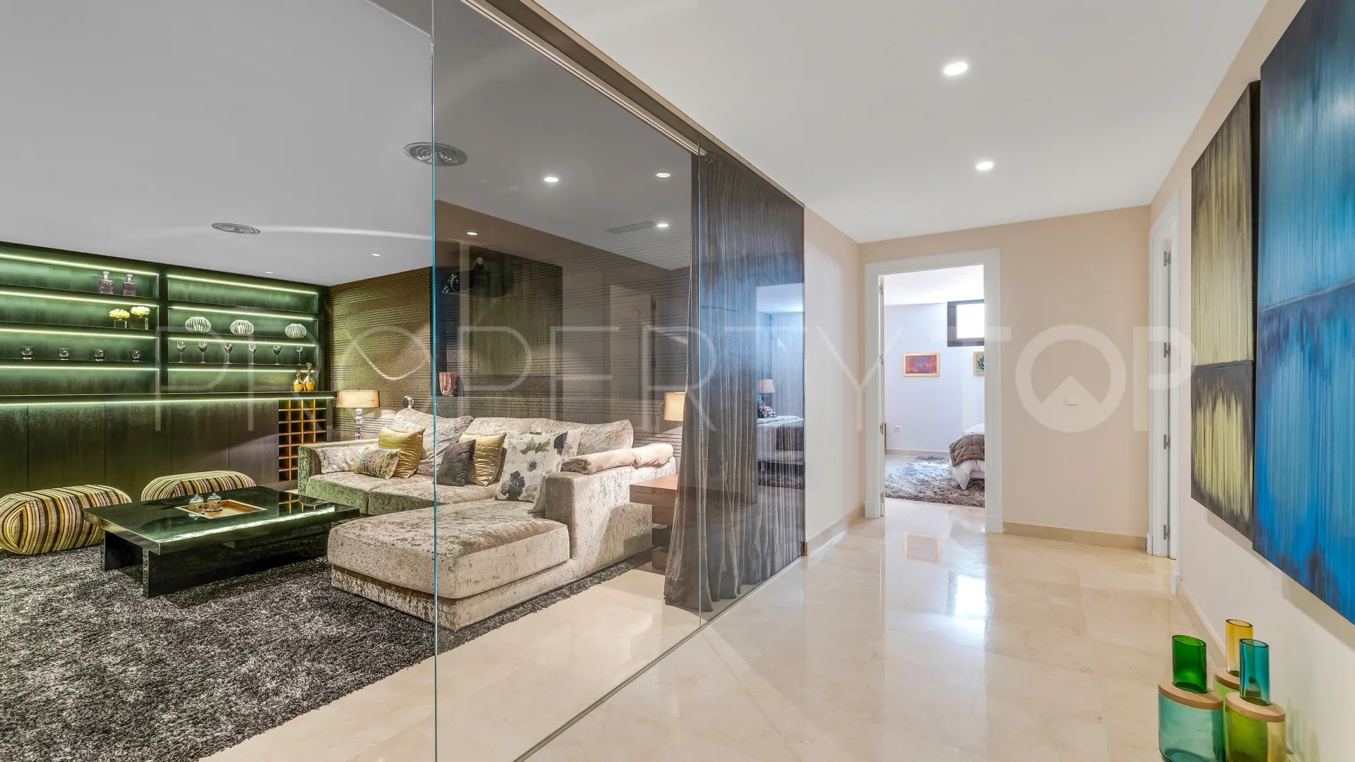 Nueva Andalucia 7 bedrooms villa for sale