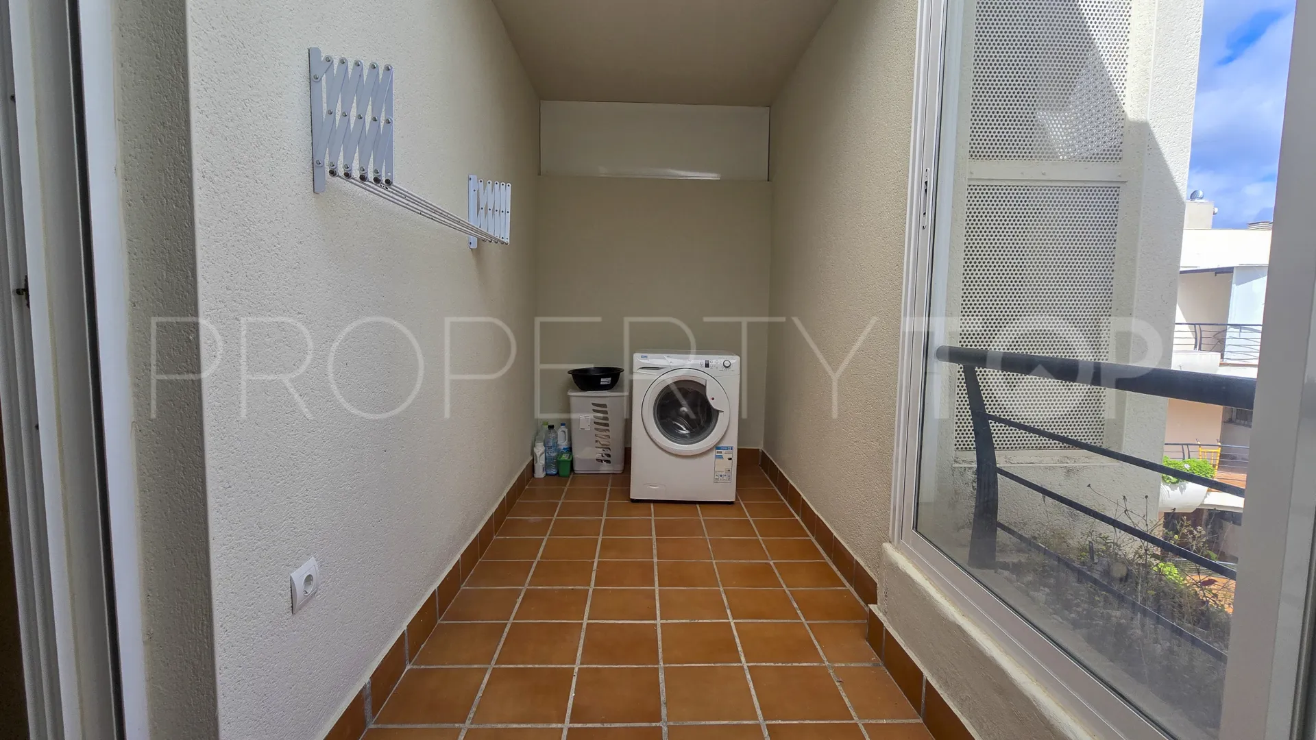 Atico duplex en venta en Guadalmina Alta con 3 dormitorios