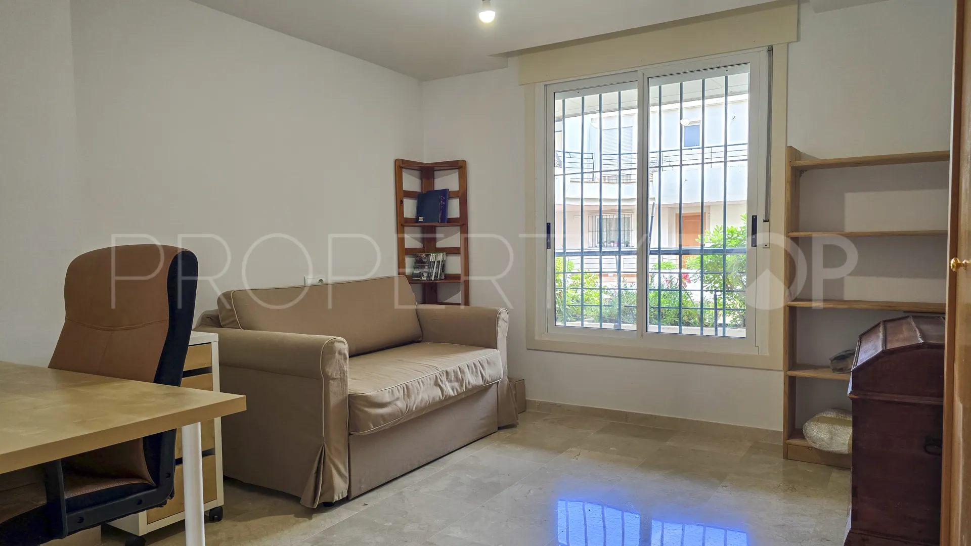 Atico duplex en venta en Guadalmina Alta con 3 dormitorios