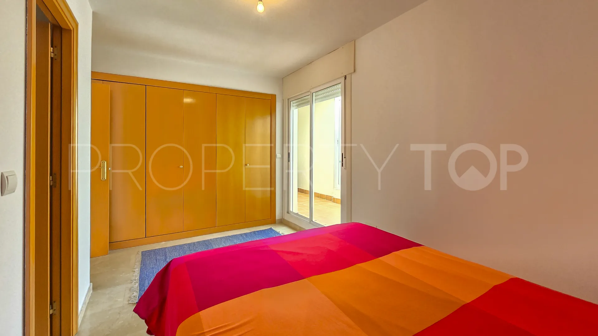 Atico duplex en venta en Guadalmina Alta con 3 dormitorios