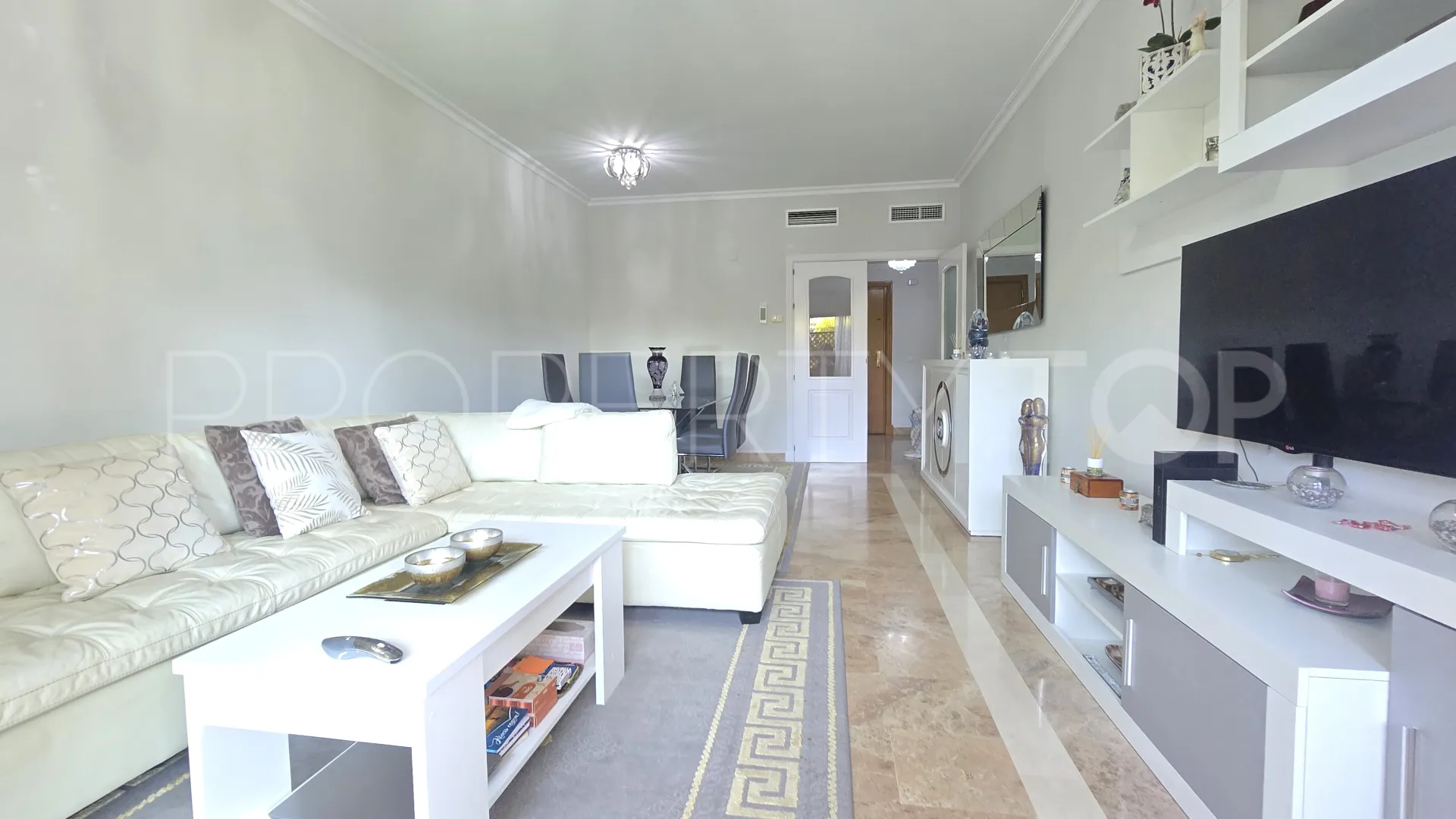 Apartamento planta baja en venta en San Pedro Playa