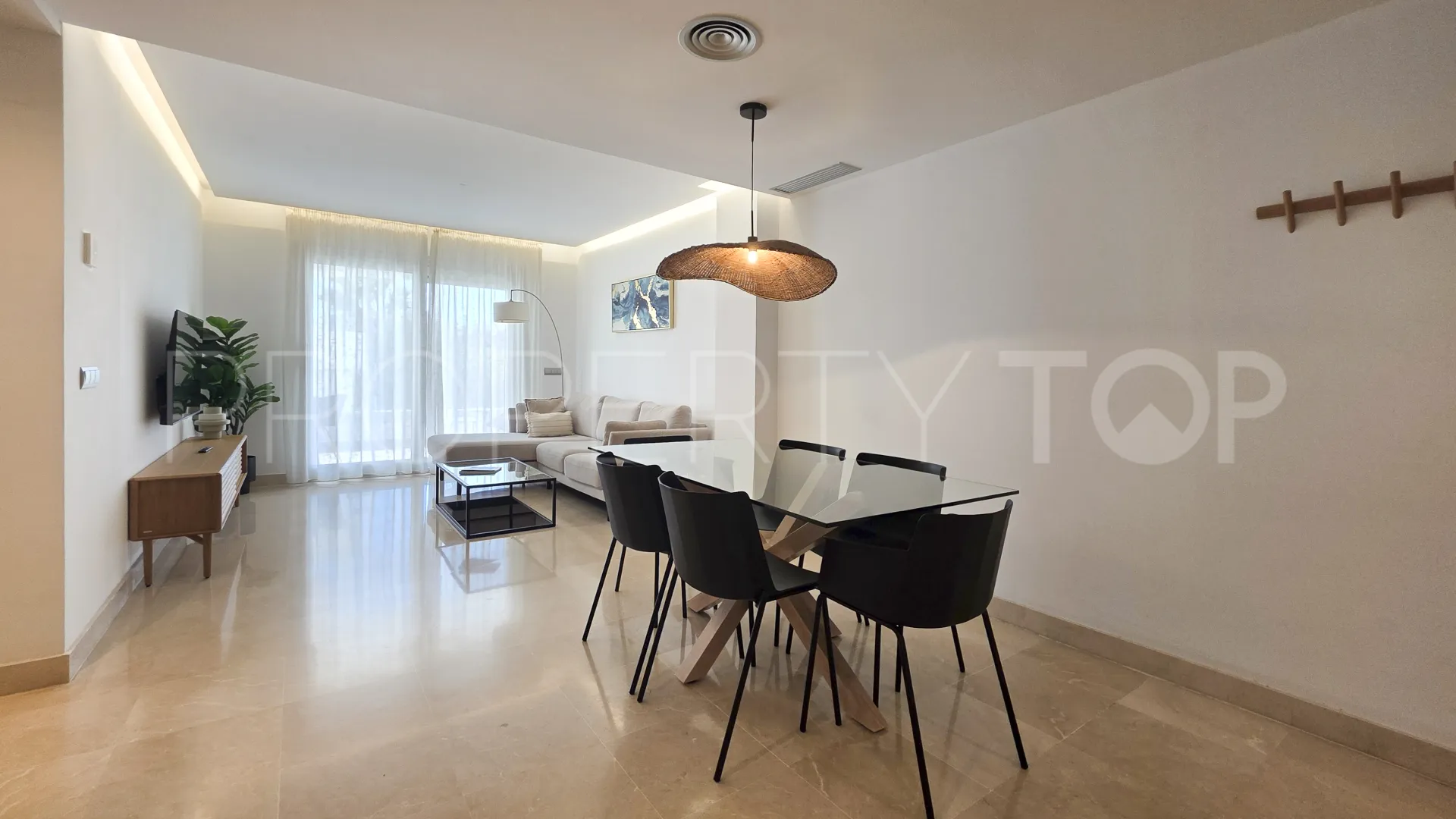 For sale San Pedro Playa apartment with 3 bedrooms