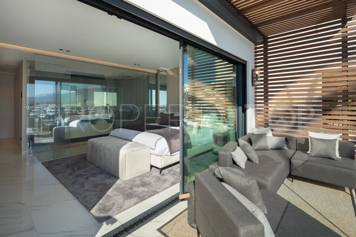 Apartamento en venta con 3 dormitorios en Marbella - Puerto Banus