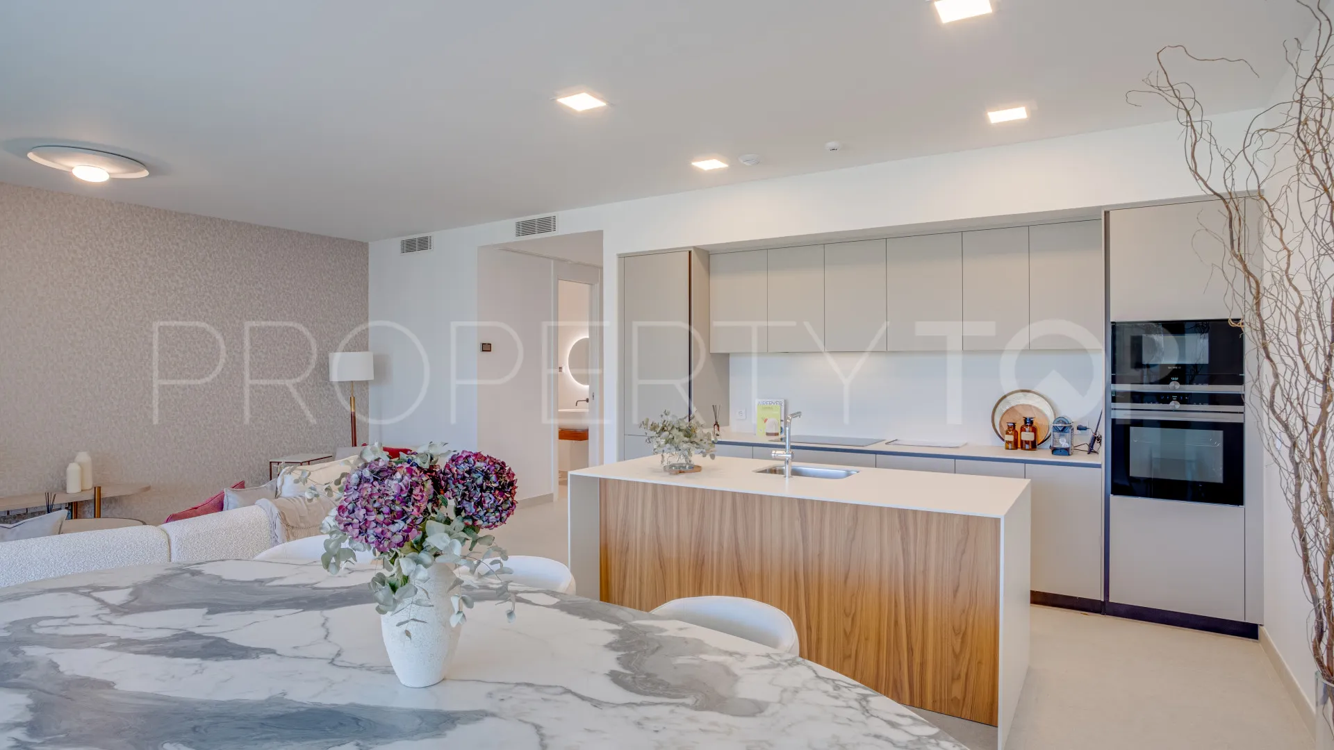 Apartamento en venta de 3 dormitorios en Cabopino