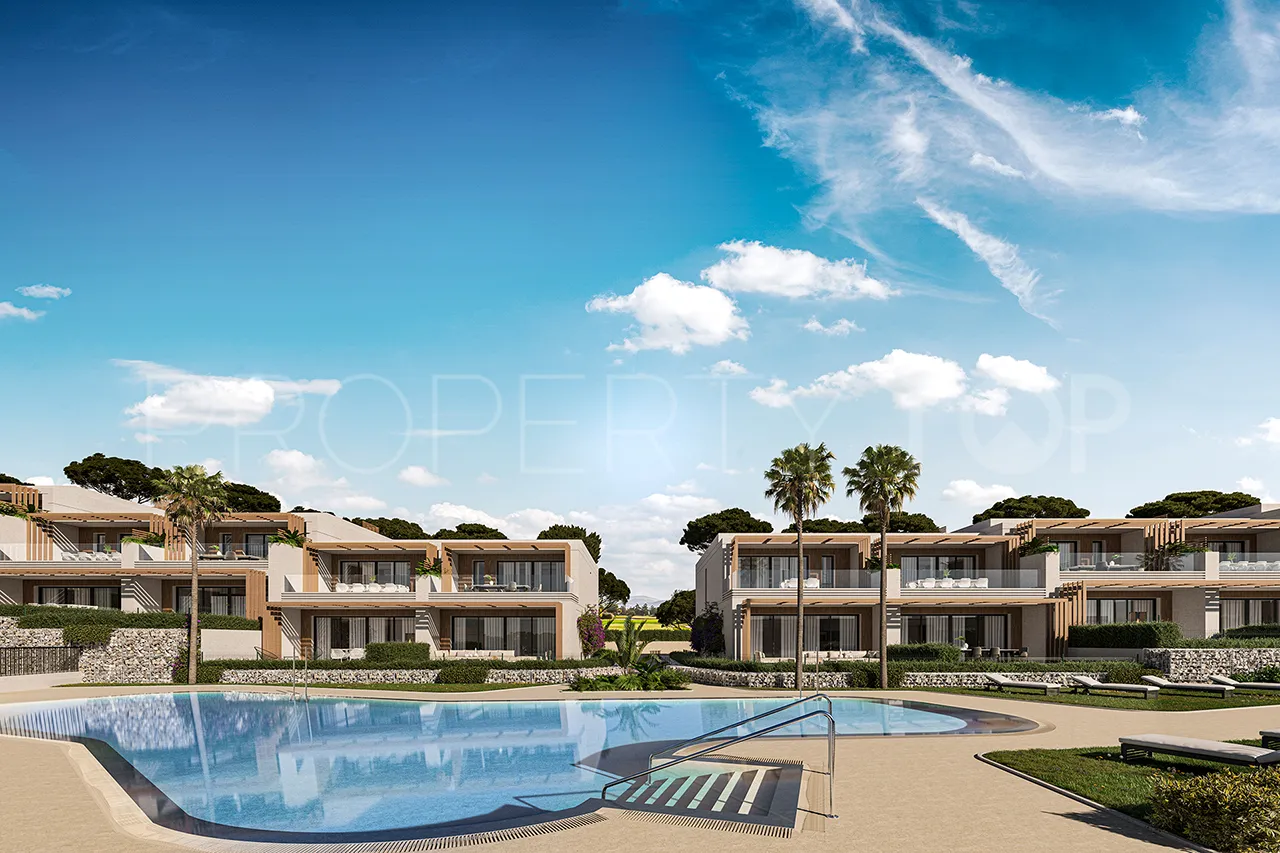 For sale town house in El Chaparral