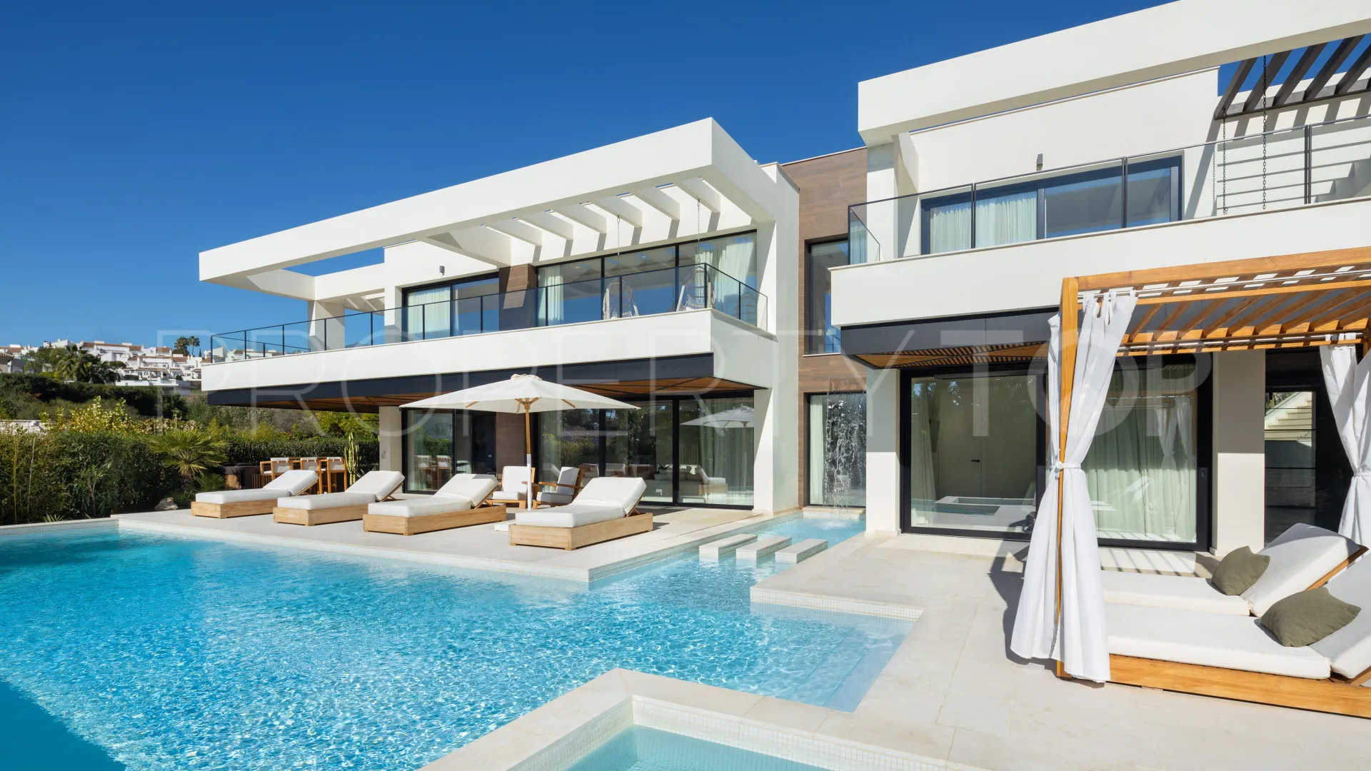 6 bedrooms villa for sale in La Cerquilla