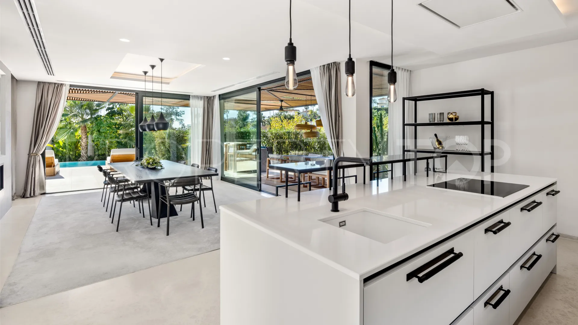 6 bedrooms villa for sale in La Cerquilla